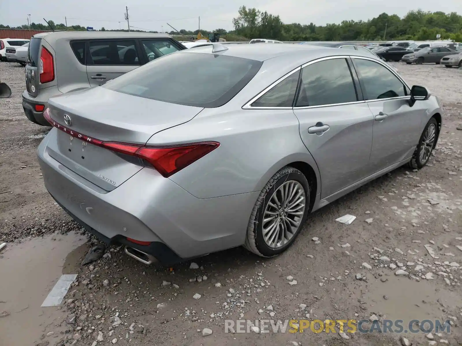 4 Фотография поврежденного автомобиля 4T1BZ1FB1KU026630 TOYOTA AVALON 2019