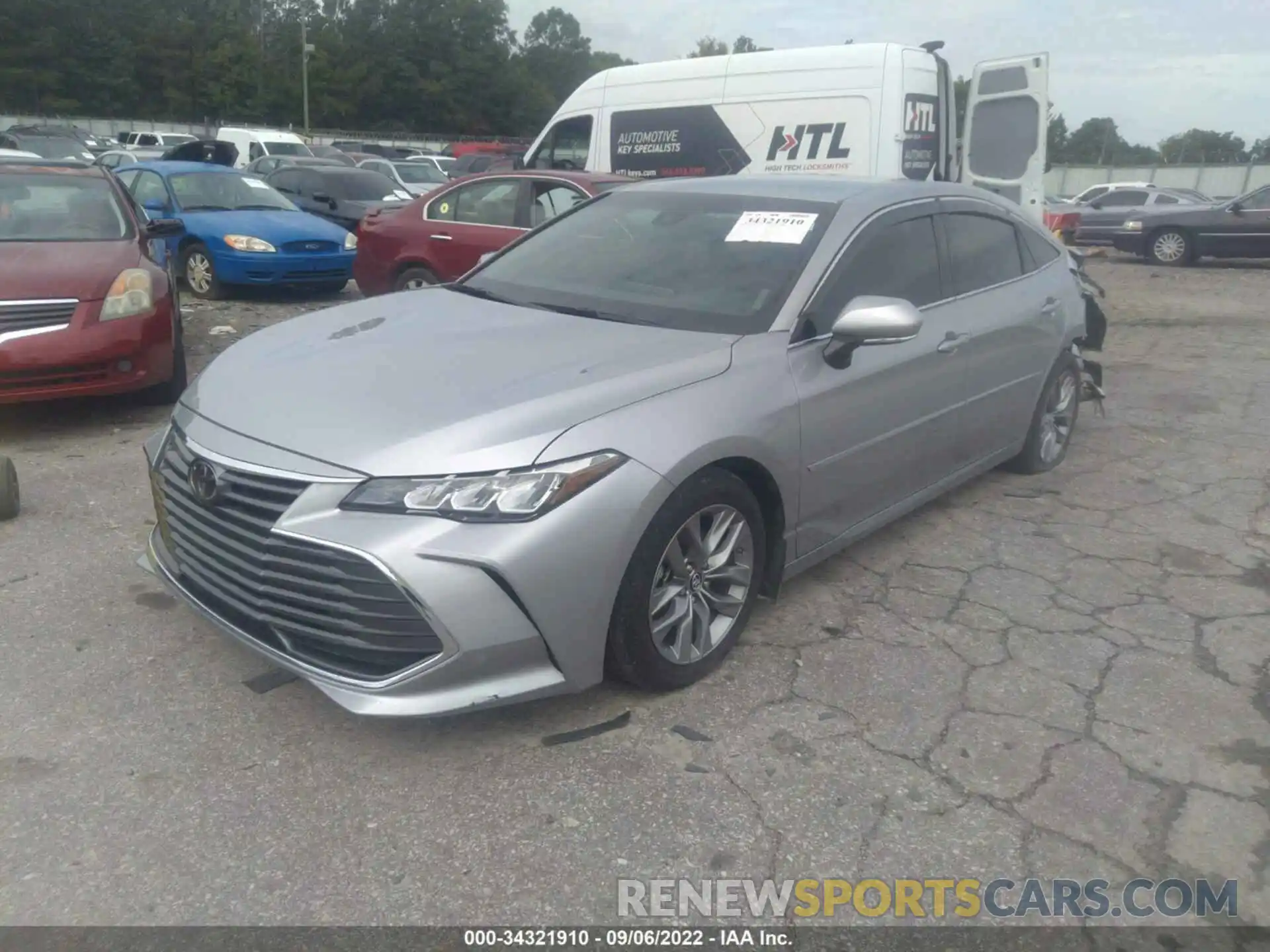 2 Photograph of a damaged car 4T1BZ1FB1KU032587 TOYOTA AVALON 2019