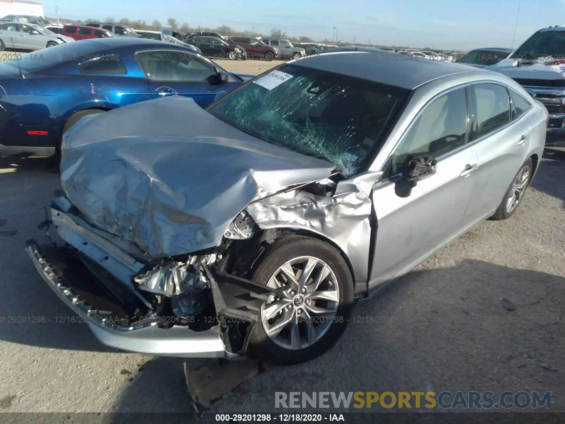 2 Photograph of a damaged car 4T1BZ1FB1KU032783 TOYOTA AVALON 2019