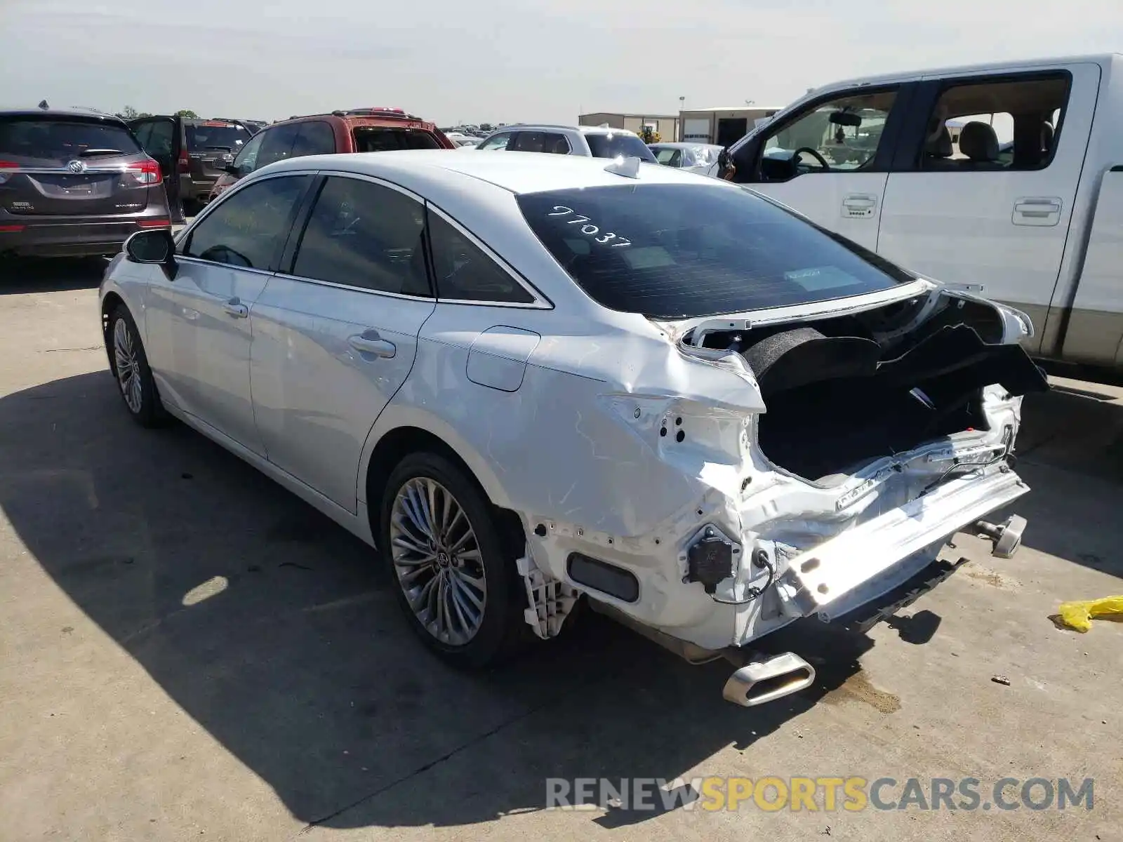 3 Photograph of a damaged car 4T1BZ1FB1KU034372 TOYOTA AVALON 2019