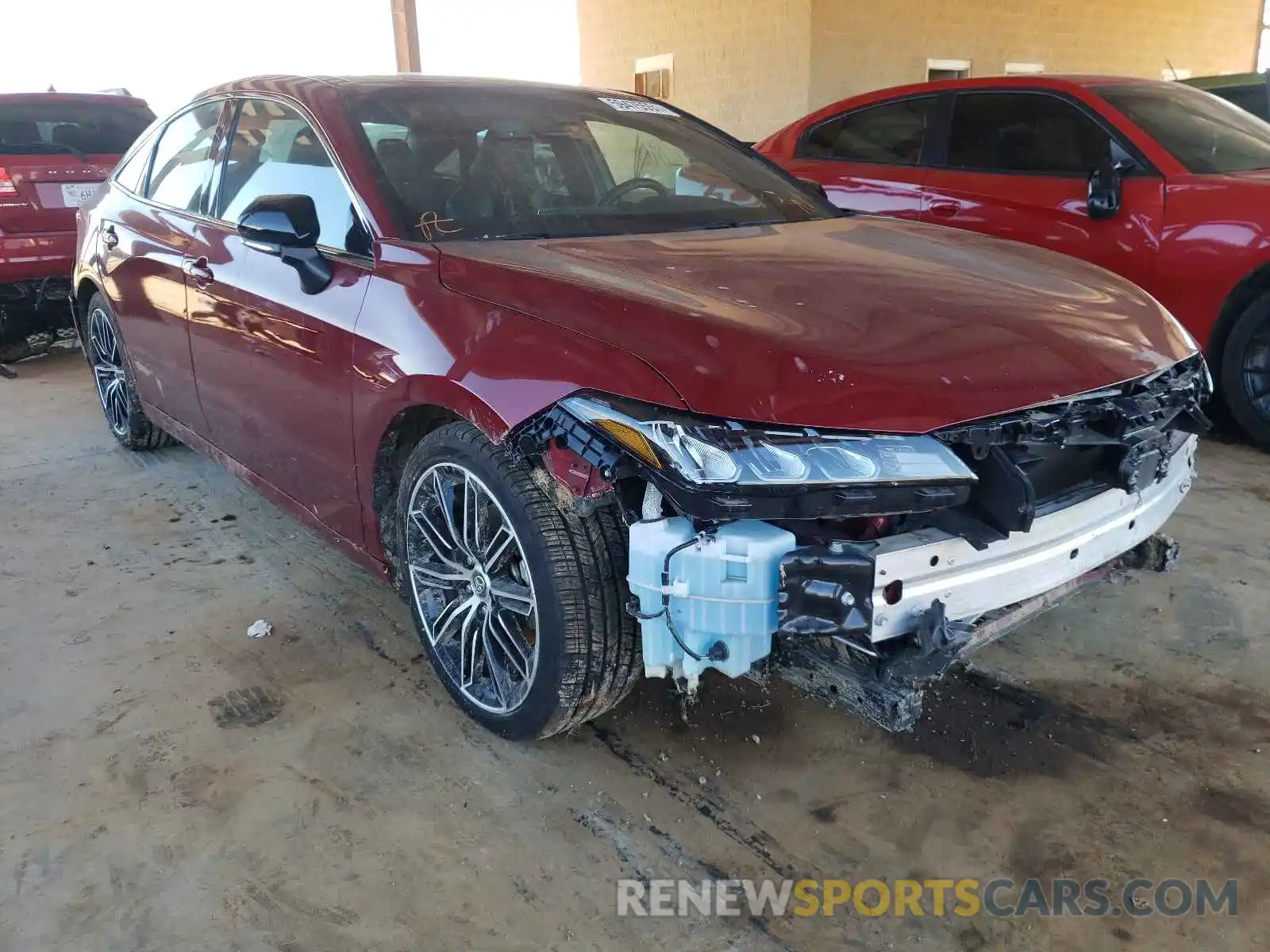 1 Photograph of a damaged car 4T1BZ1FB1KU036509 TOYOTA AVALON 2019