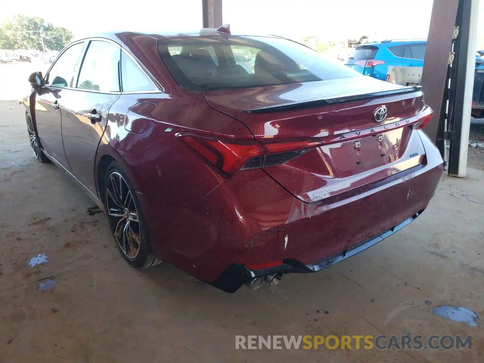 3 Photograph of a damaged car 4T1BZ1FB1KU036509 TOYOTA AVALON 2019