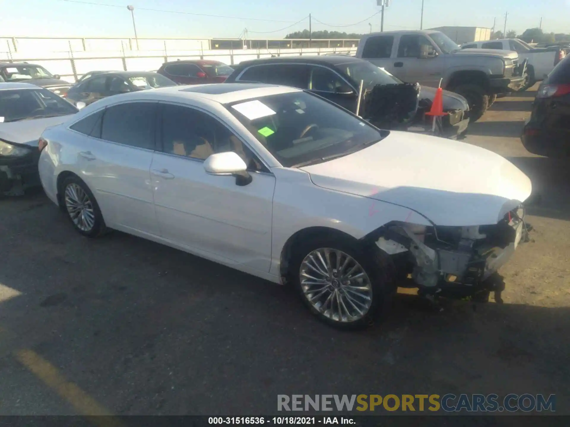 1 Photograph of a damaged car 4T1BZ1FB1KU036591 TOYOTA AVALON 2019