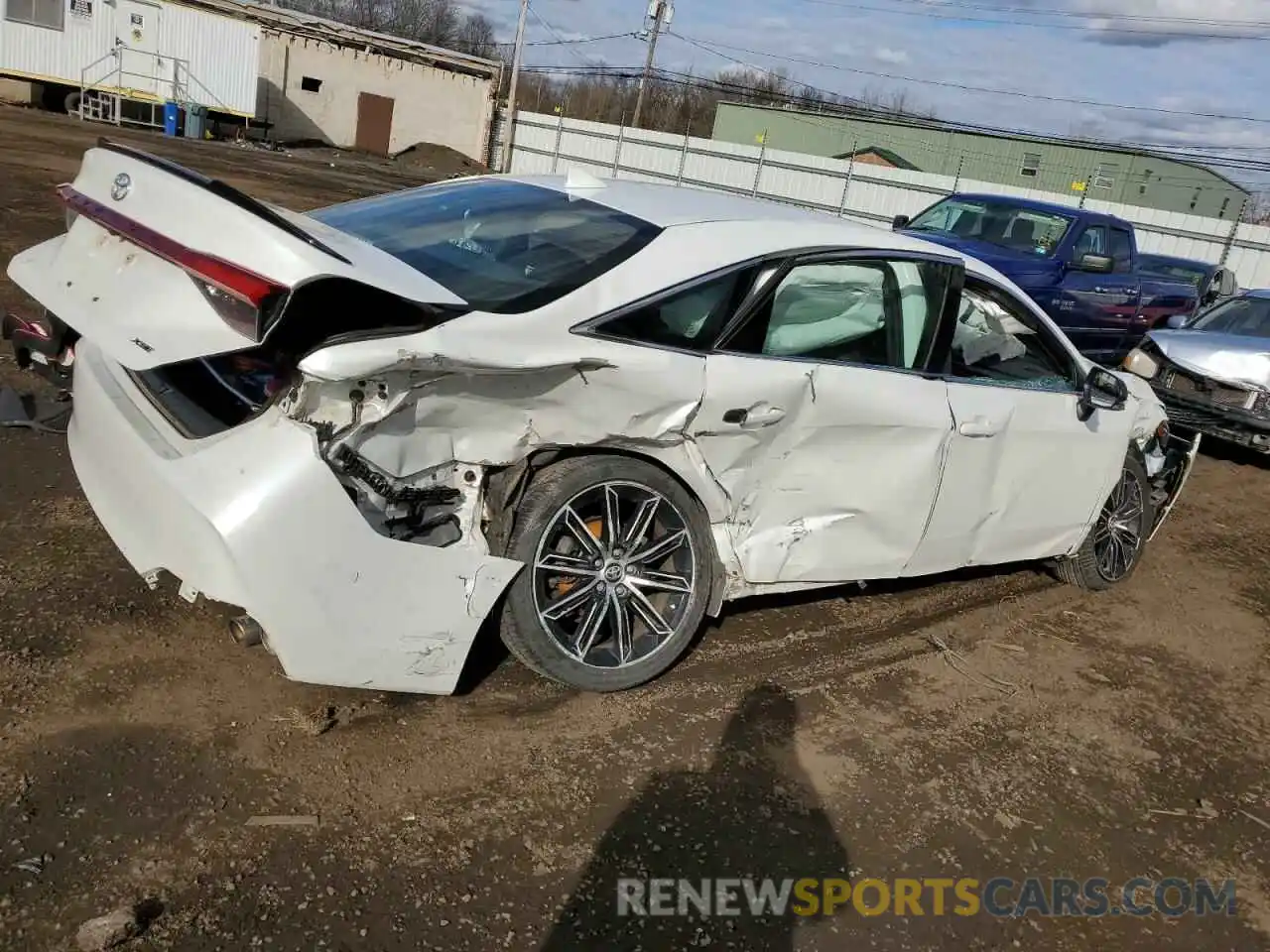 3 Photograph of a damaged car 4T1BZ1FB2KU001302 TOYOTA AVALON 2019