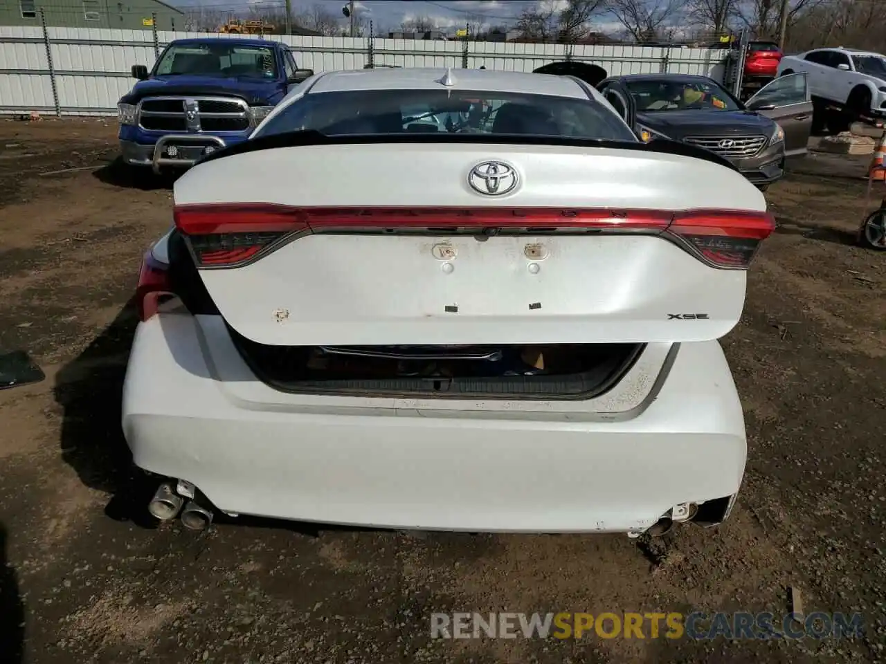 6 Photograph of a damaged car 4T1BZ1FB2KU001302 TOYOTA AVALON 2019