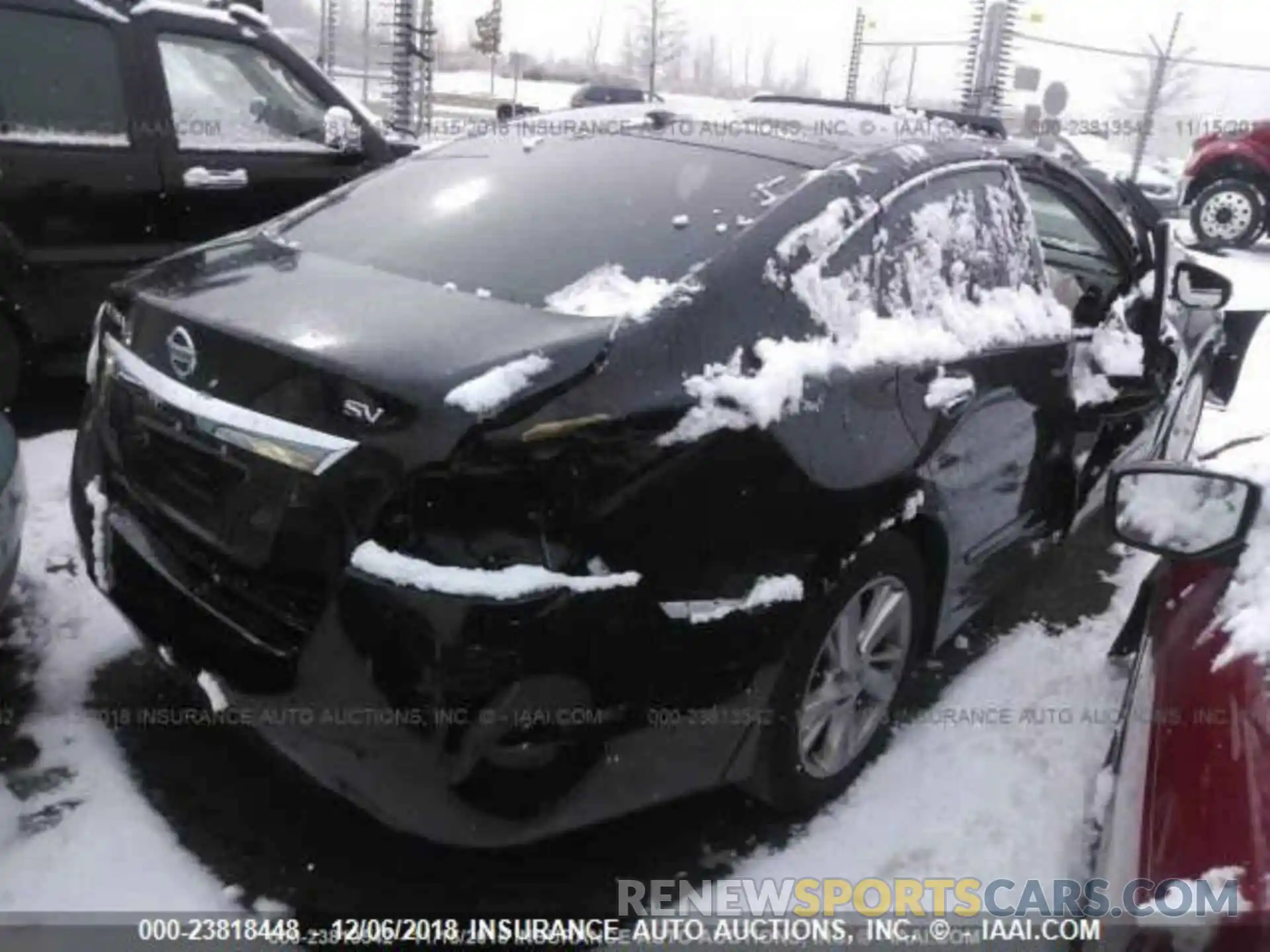 4 Photograph of a damaged car 4T1BZ1FB2KU002479 TOYOTA AVALON 2019