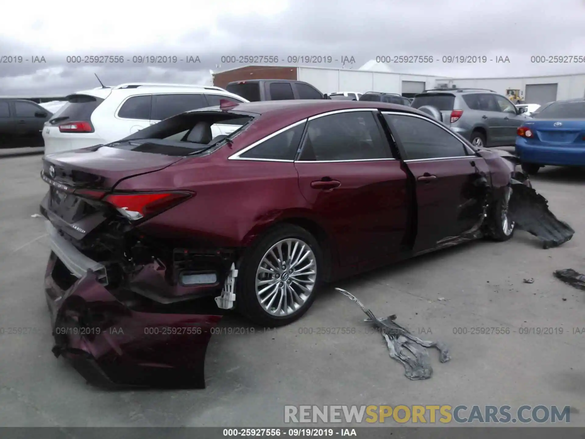 4 Photograph of a damaged car 4T1BZ1FB2KU002644 TOYOTA AVALON 2019