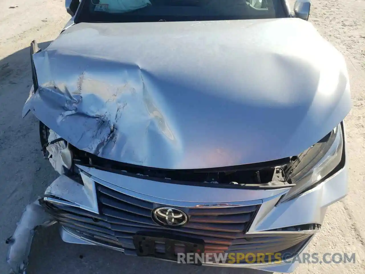 7 Photograph of a damaged car 4T1BZ1FB2KU004197 TOYOTA AVALON 2019