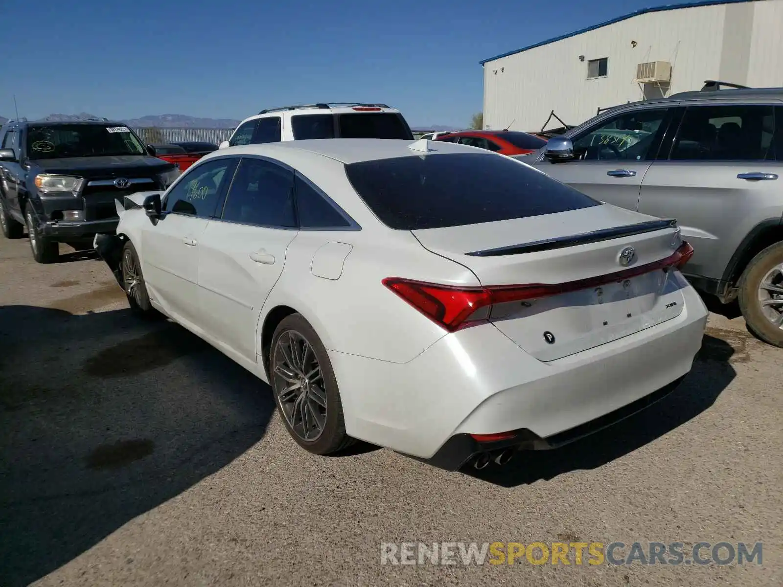 3 Photograph of a damaged car 4T1BZ1FB2KU004698 TOYOTA AVALON 2019