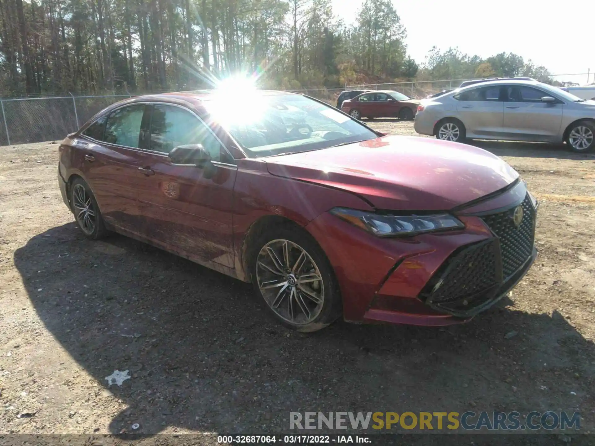 1 Photograph of a damaged car 4T1BZ1FB2KU005057 TOYOTA AVALON 2019