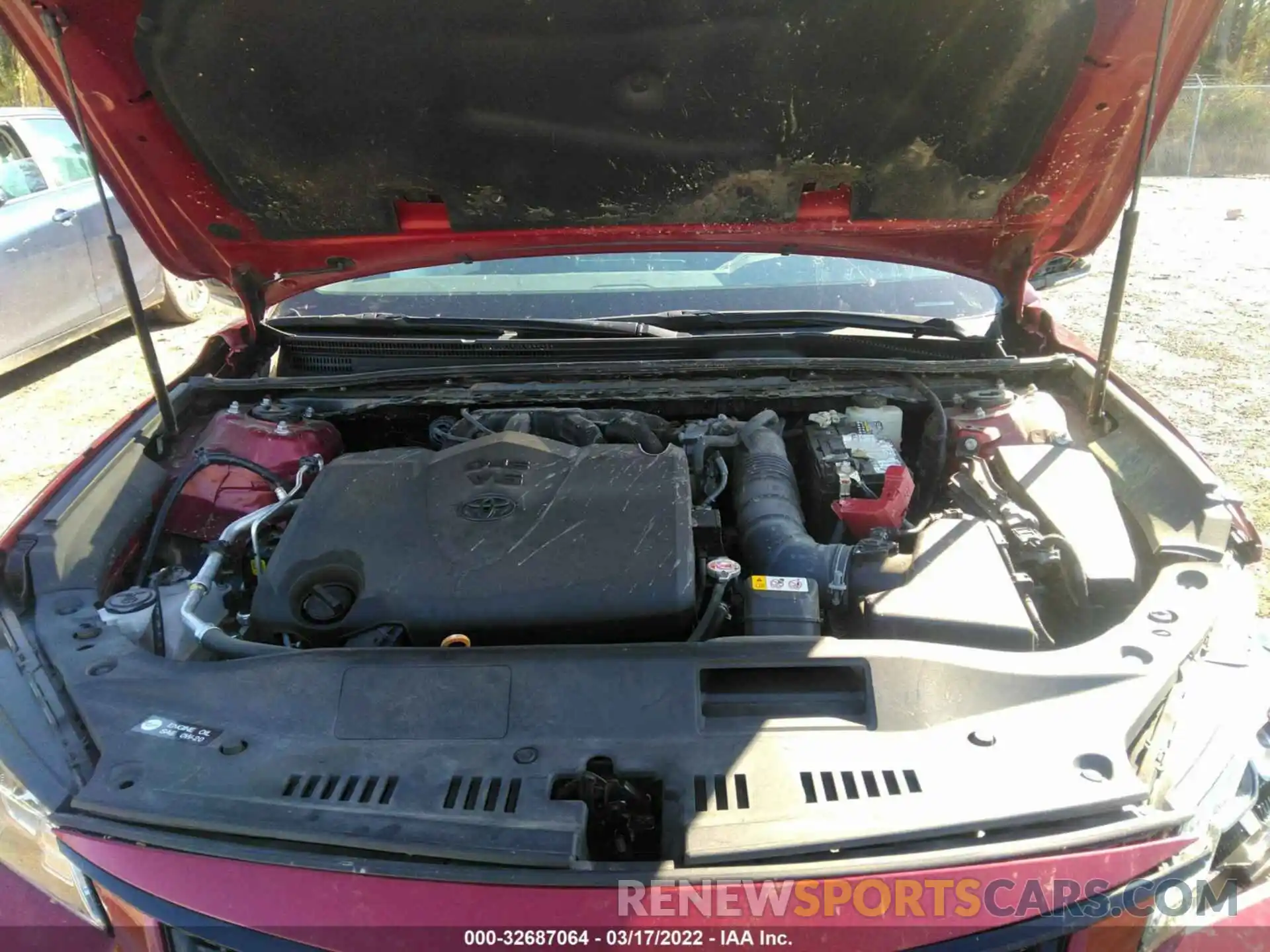 10 Photograph of a damaged car 4T1BZ1FB2KU005057 TOYOTA AVALON 2019