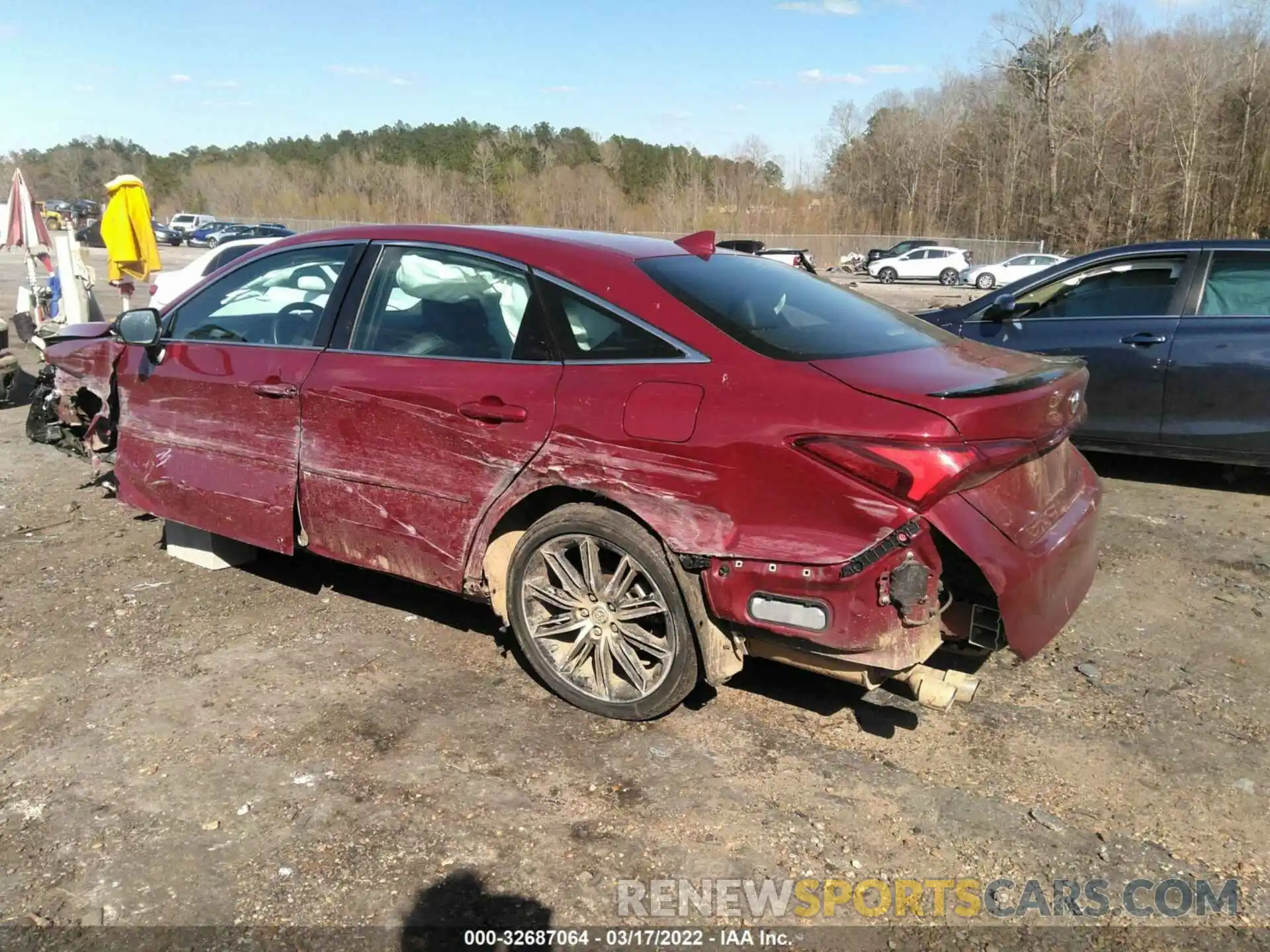 3 Photograph of a damaged car 4T1BZ1FB2KU005057 TOYOTA AVALON 2019