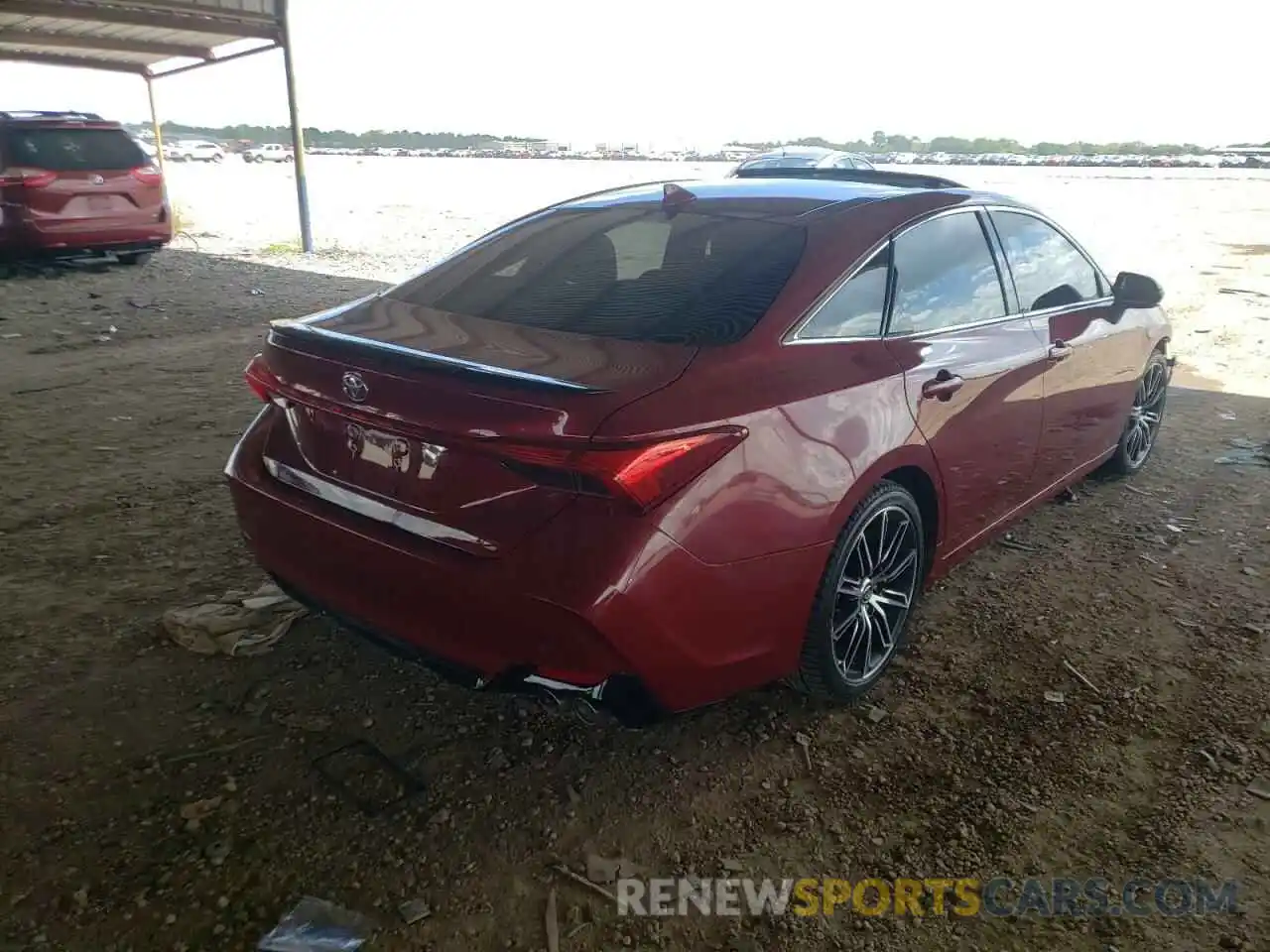 4 Photograph of a damaged car 4T1BZ1FB2KU010176 TOYOTA AVALON 2019