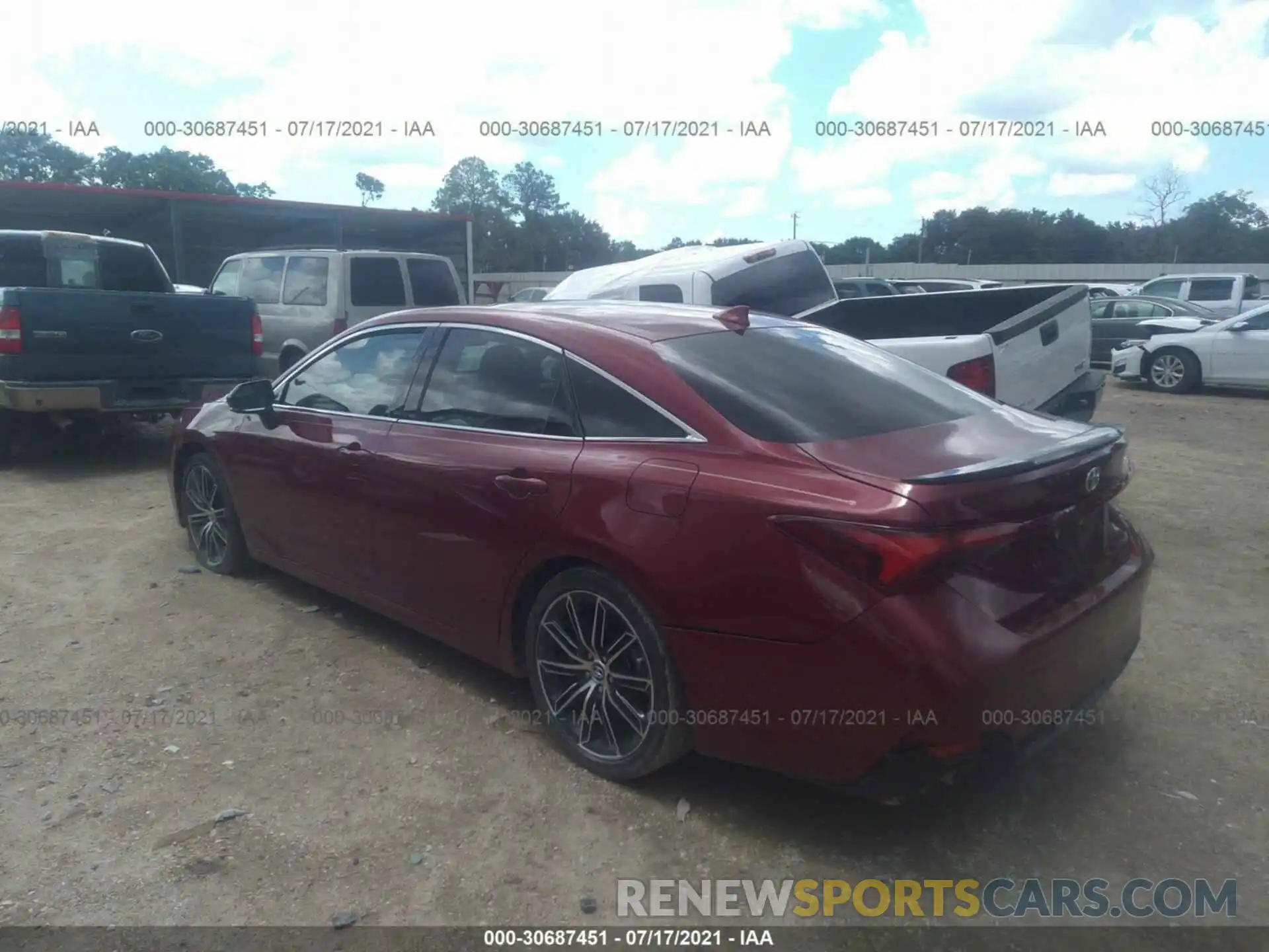 3 Photograph of a damaged car 4T1BZ1FB2KU012736 TOYOTA AVALON 2019