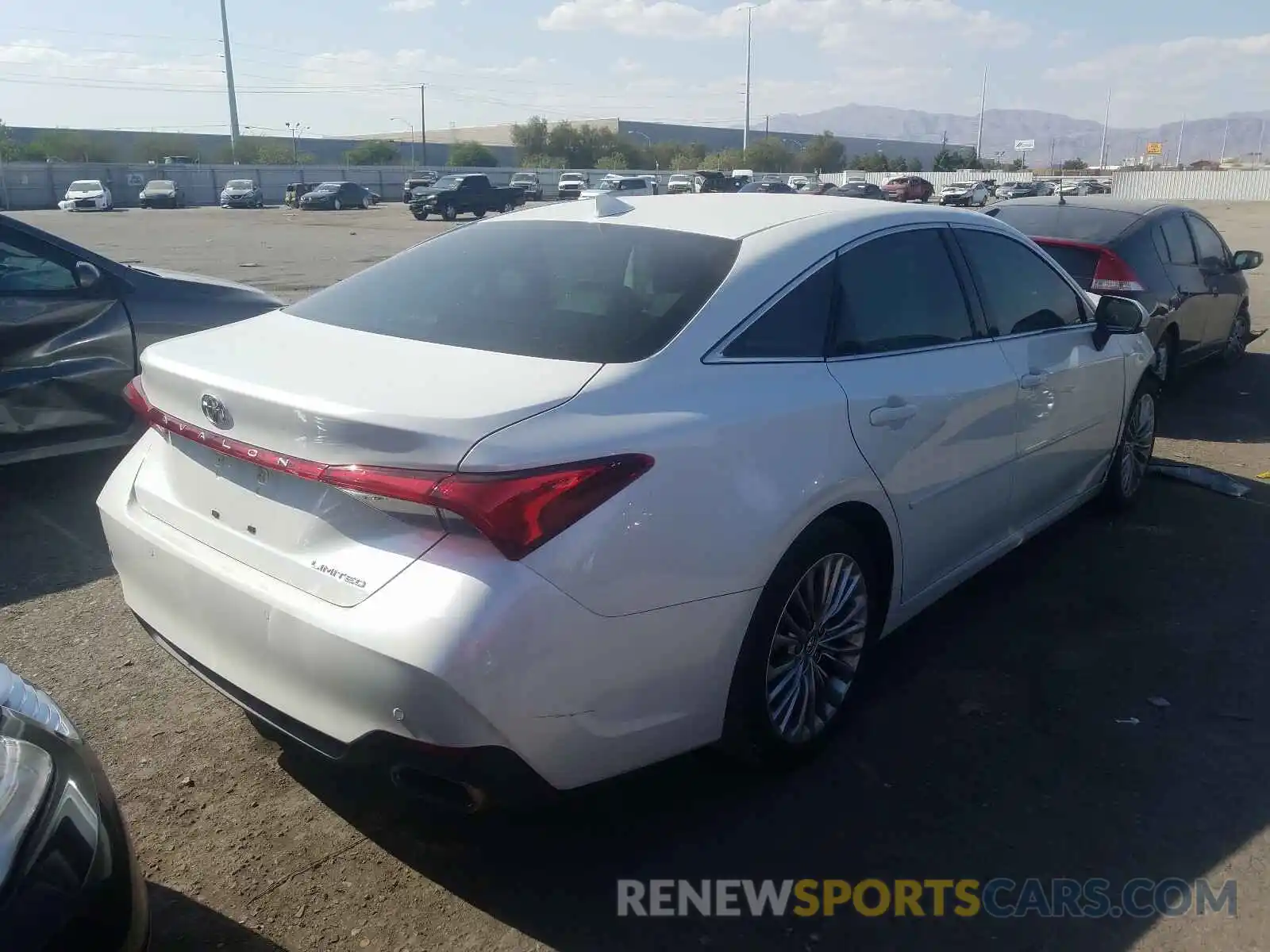 4 Photograph of a damaged car 4T1BZ1FB2KU013739 TOYOTA AVALON 2019