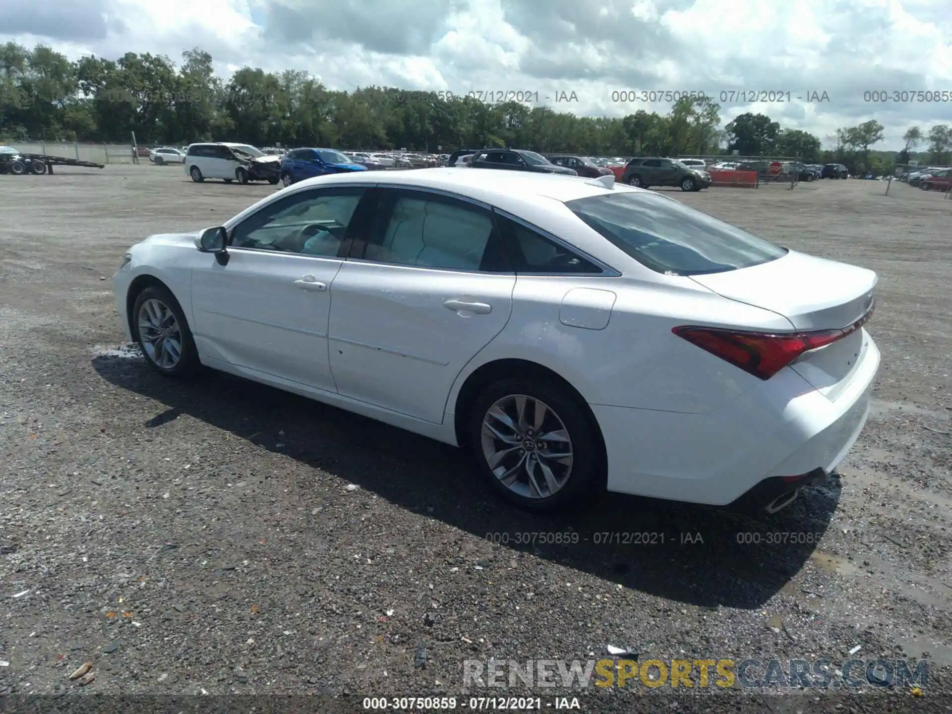 3 Photograph of a damaged car 4T1BZ1FB2KU015166 TOYOTA AVALON 2019