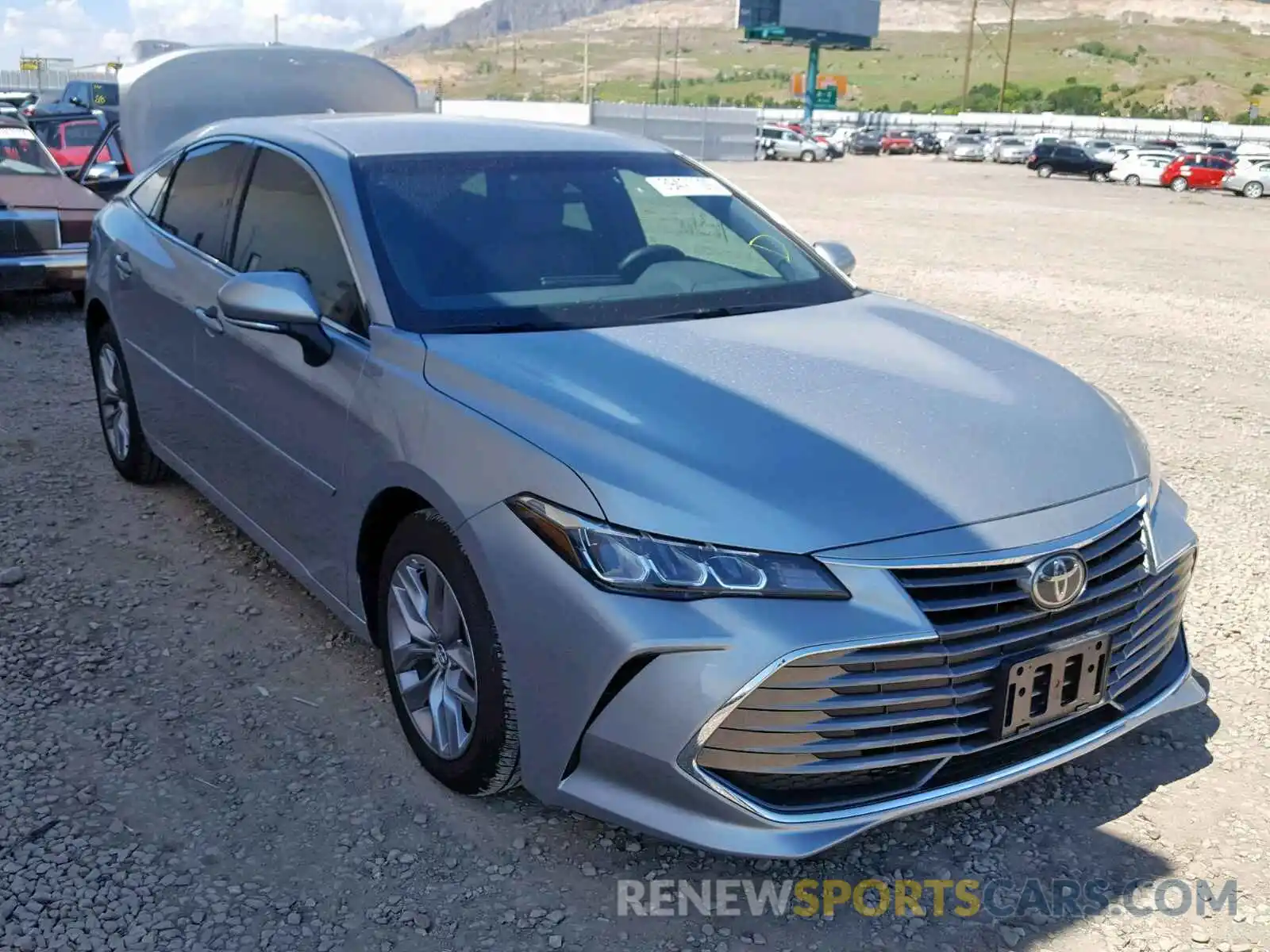 1 Photograph of a damaged car 4T1BZ1FB2KU017905 TOYOTA AVALON 2019