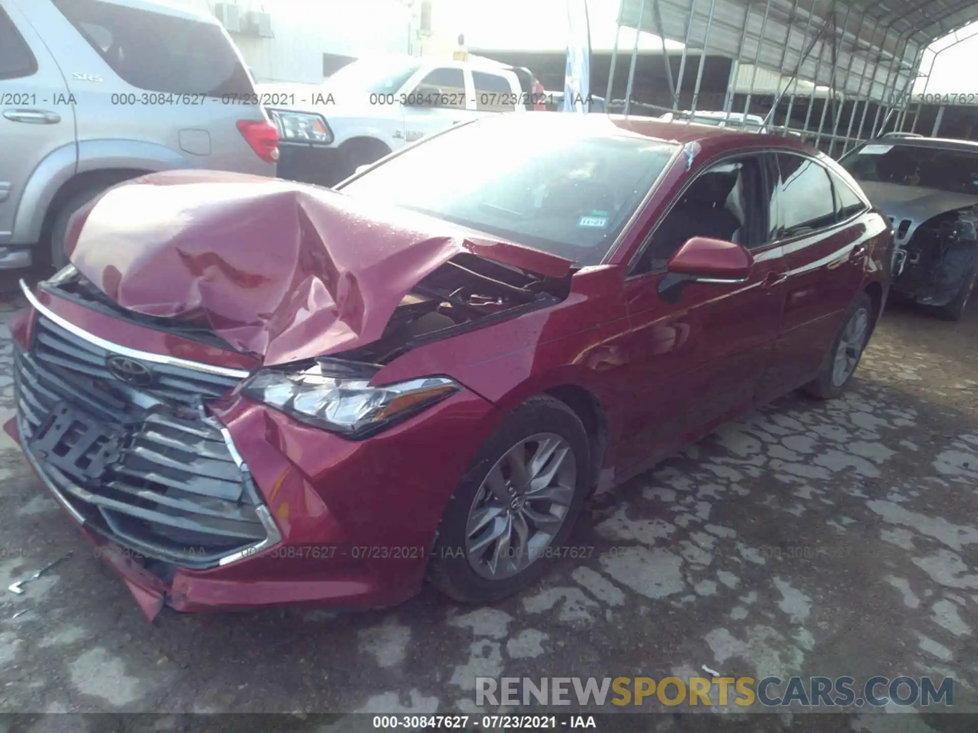 2 Photograph of a damaged car 4T1BZ1FB2KU018567 TOYOTA AVALON 2019