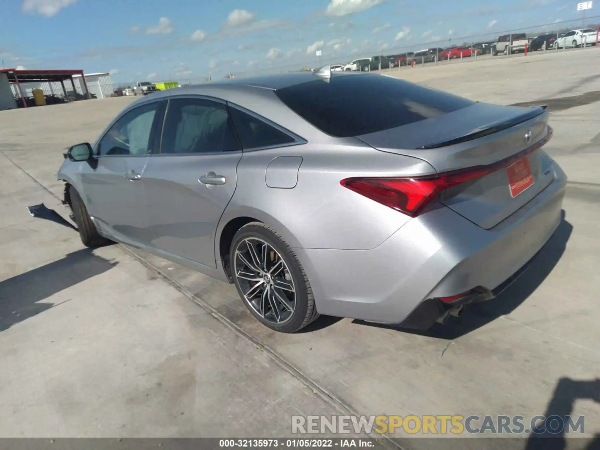 3 Photograph of a damaged car 4T1BZ1FB2KU020979 TOYOTA AVALON 2019