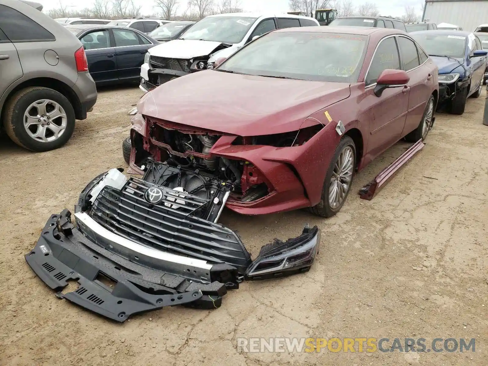 2 Photograph of a damaged car 4T1BZ1FB2KU023123 TOYOTA AVALON 2019