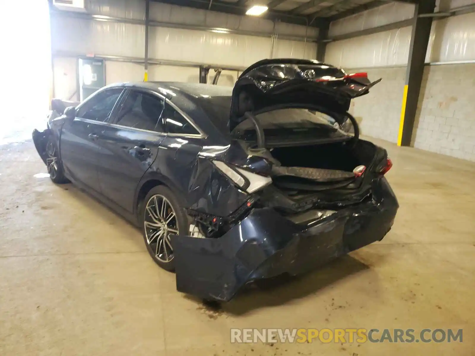 3 Photograph of a damaged car 4T1BZ1FB2KU024708 TOYOTA AVALON 2019