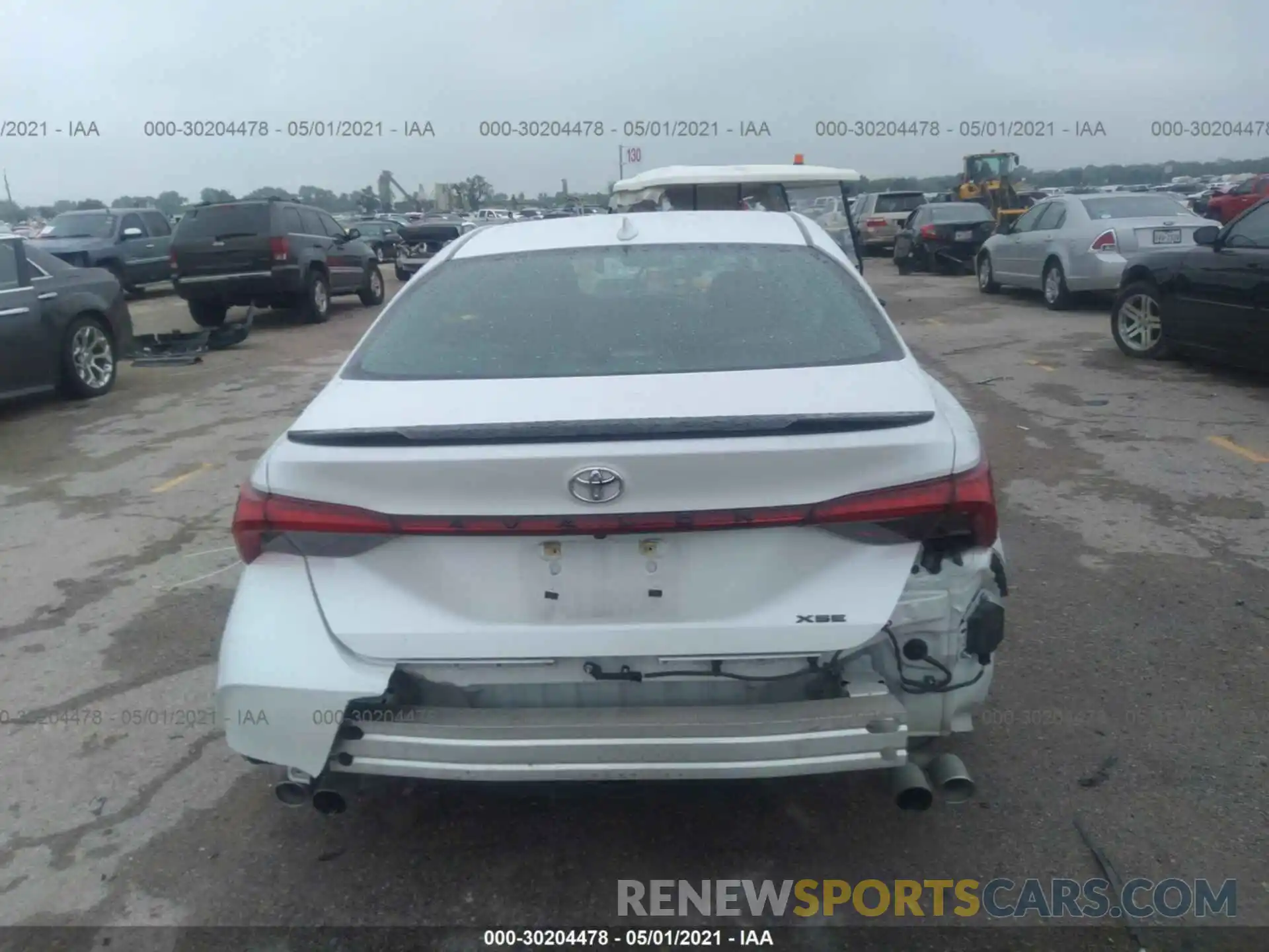 6 Photograph of a damaged car 4T1BZ1FB2KU026457 TOYOTA AVALON 2019