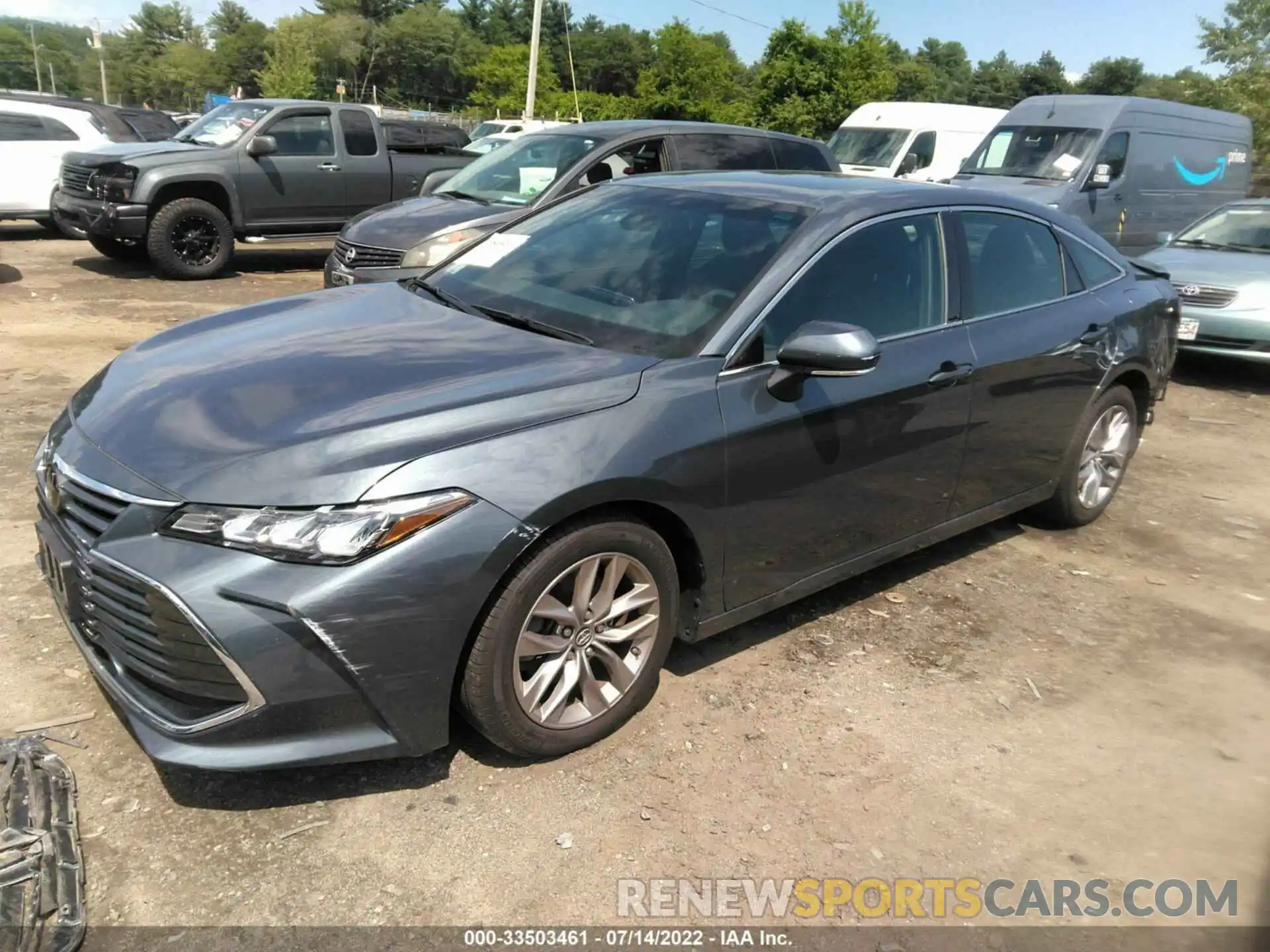 2 Photograph of a damaged car 4T1BZ1FB2KU027012 TOYOTA AVALON 2019