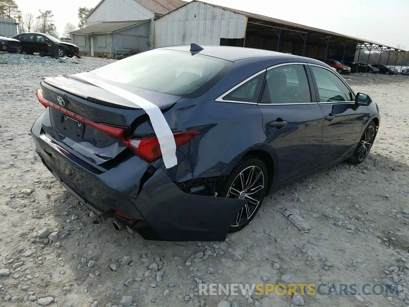 4 Photograph of a damaged car 4T1BZ1FB2KU035739 TOYOTA AVALON 2019