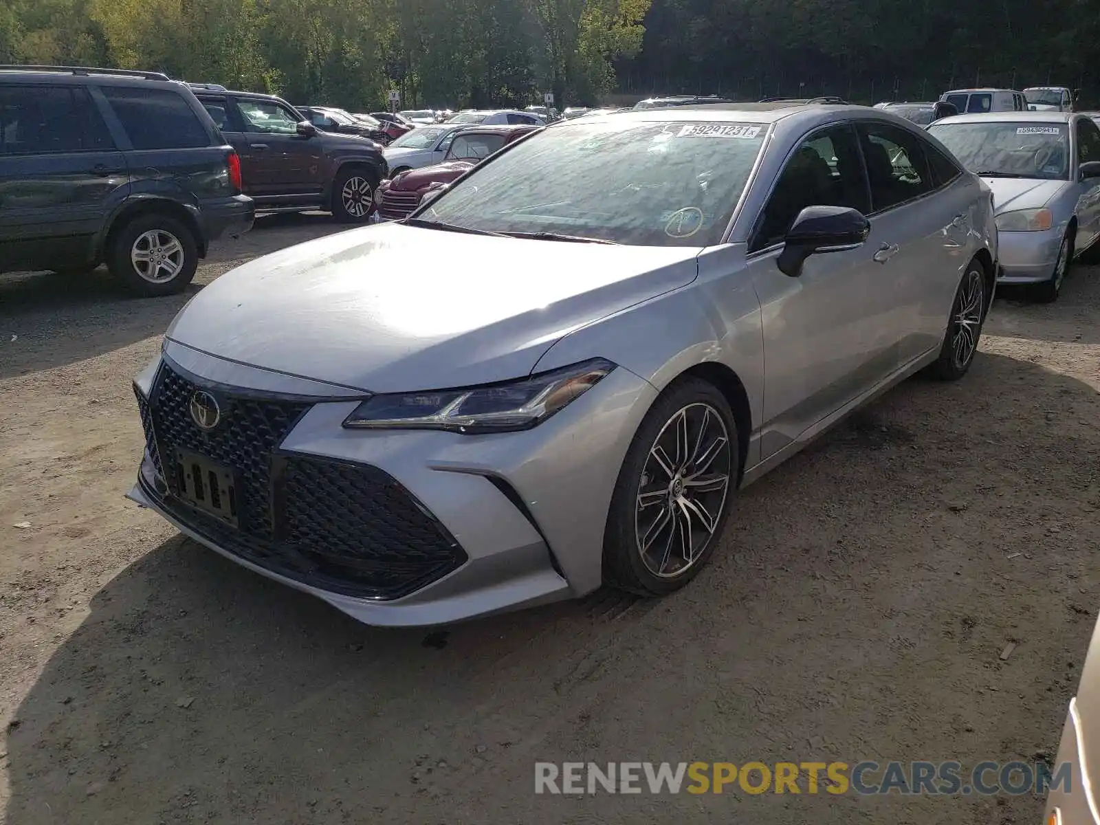 2 Photograph of a damaged car 4T1BZ1FB2KU036549 TOYOTA AVALON 2019