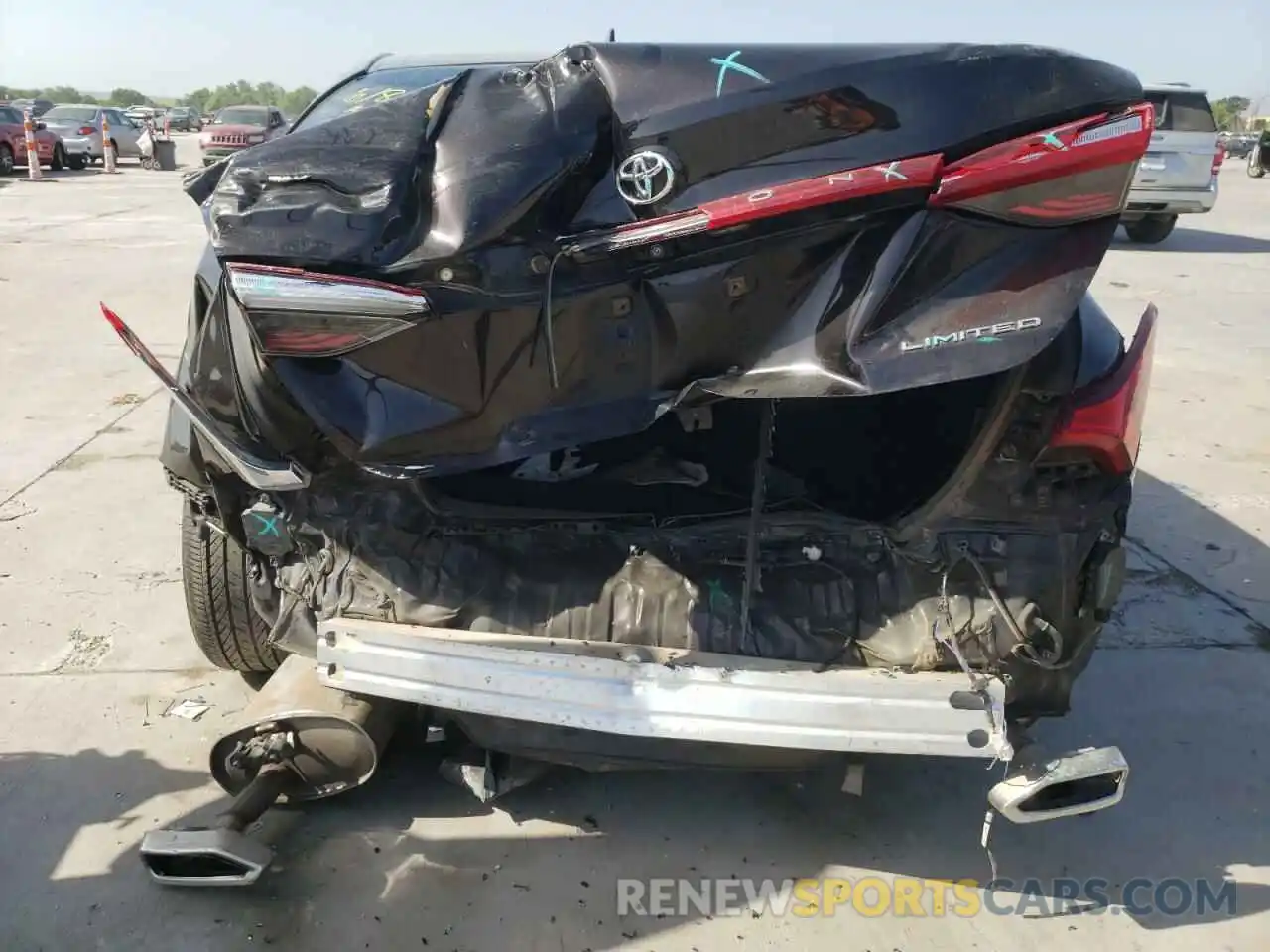 9 Photograph of a damaged car 4T1BZ1FB2KU037698 TOYOTA AVALON 2019