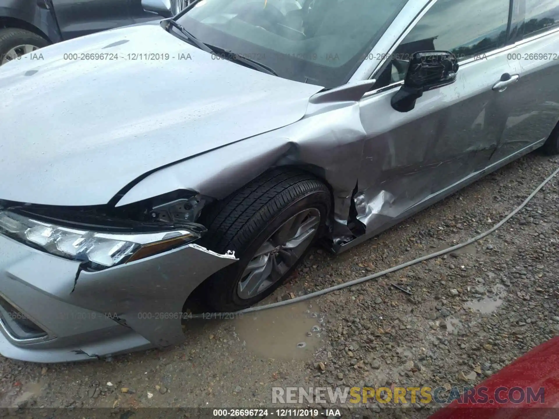 6 Photograph of a damaged car 4T1BZ1FB2KU037782 TOYOTA AVALON 2019