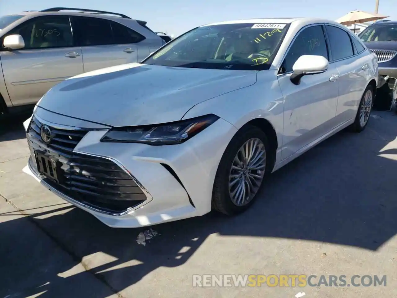 2 Photograph of a damaged car 4T1BZ1FB3KU003172 TOYOTA AVALON 2019