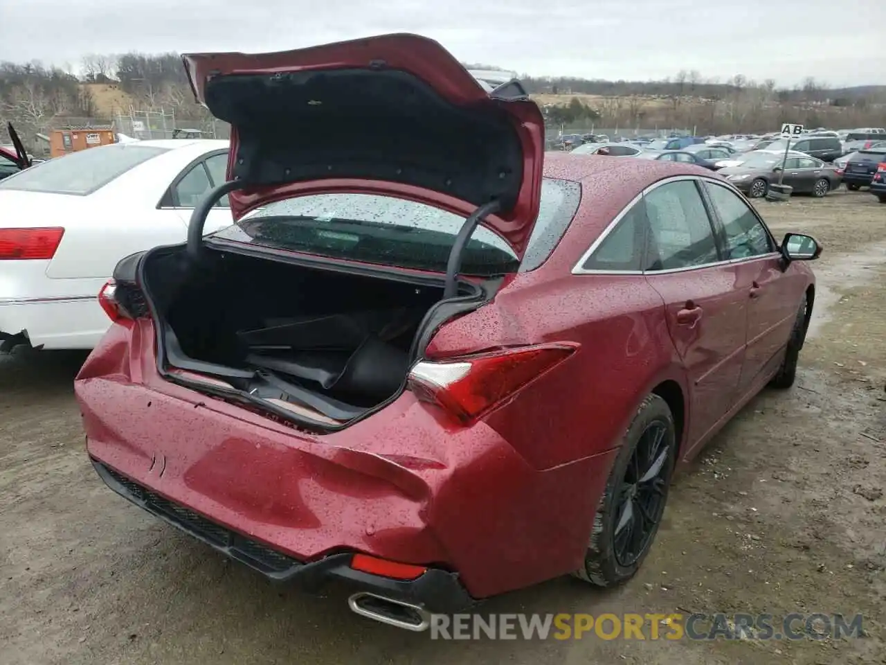 4 Photograph of a damaged car 4T1BZ1FB3KU003270 TOYOTA AVALON 2019