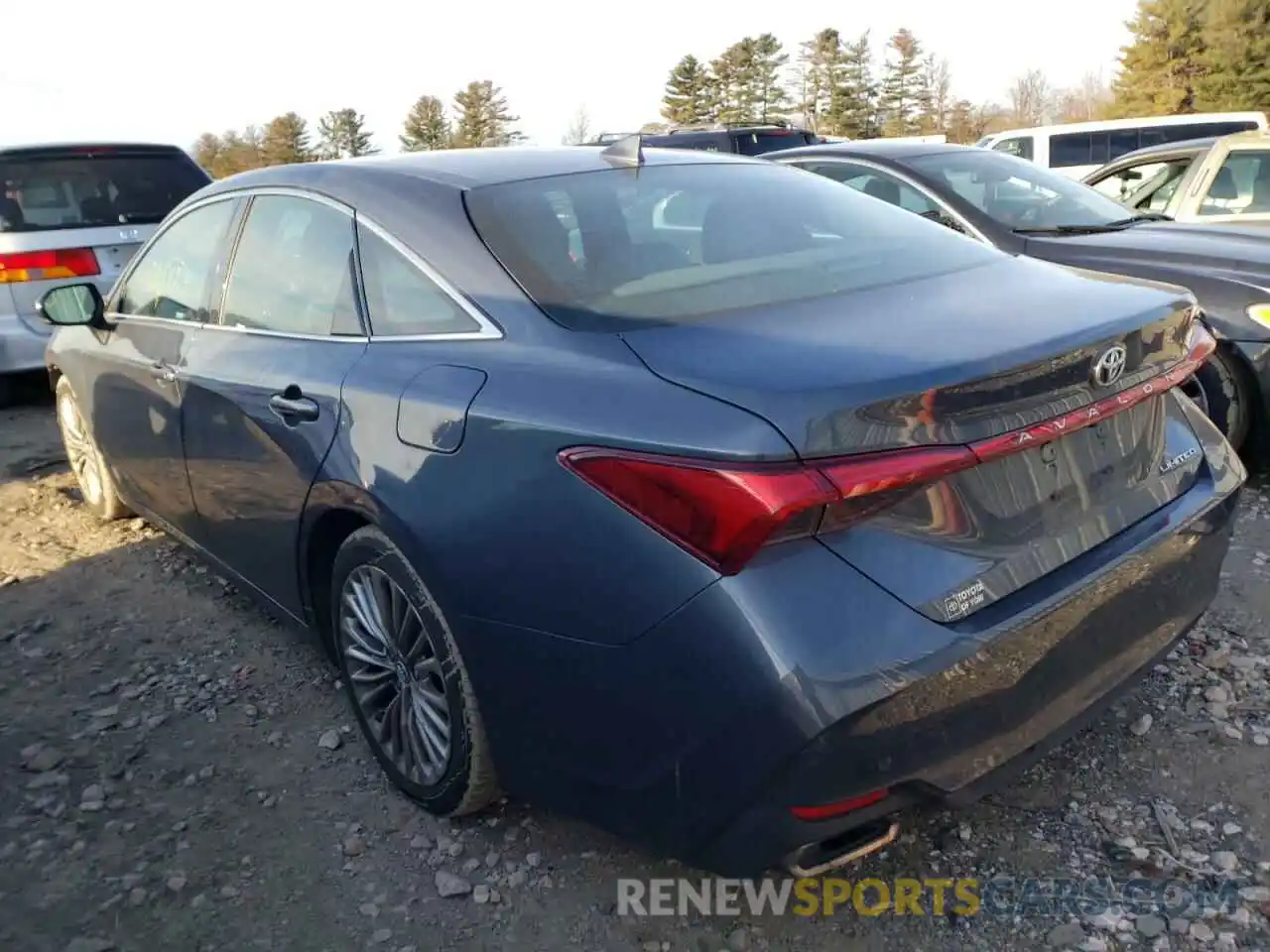 3 Photograph of a damaged car 4T1BZ1FB3KU005309 TOYOTA AVALON 2019