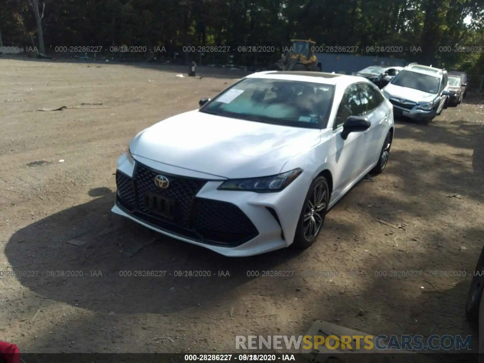 13 Photograph of a damaged car 4T1BZ1FB3KU005732 TOYOTA AVALON 2019