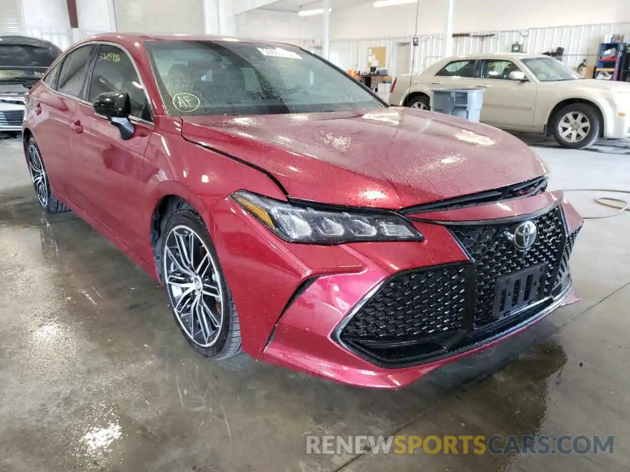 1 Photograph of a damaged car 4T1BZ1FB3KU005780 TOYOTA AVALON 2019