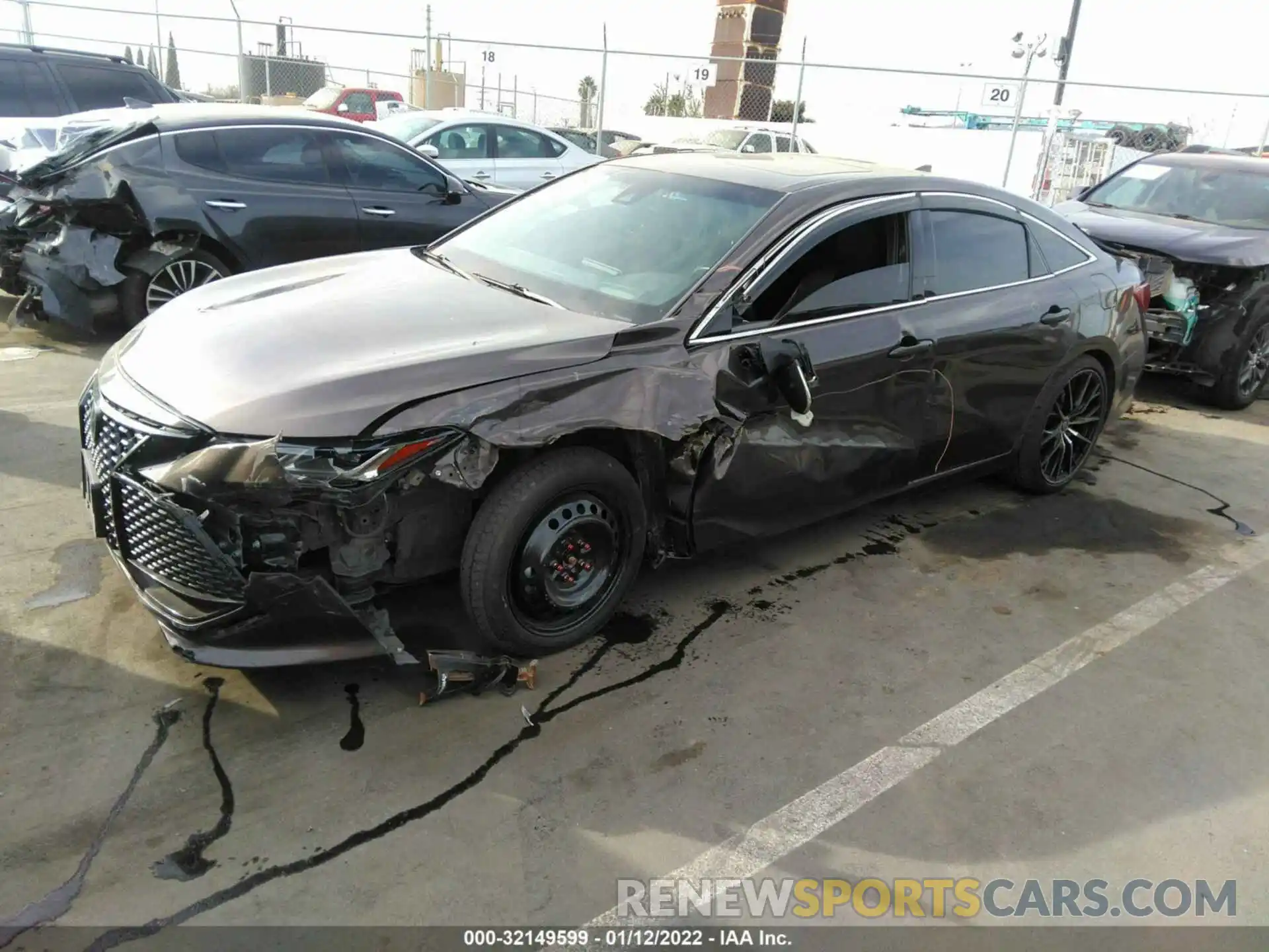 2 Photograph of a damaged car 4T1BZ1FB3KU006508 TOYOTA AVALON 2019