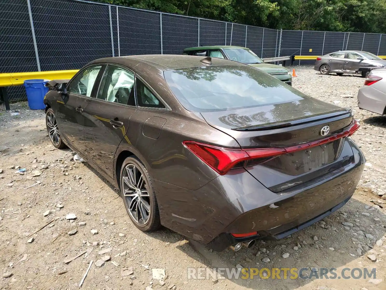 3 Photograph of a damaged car 4T1BZ1FB3KU007836 TOYOTA AVALON 2019