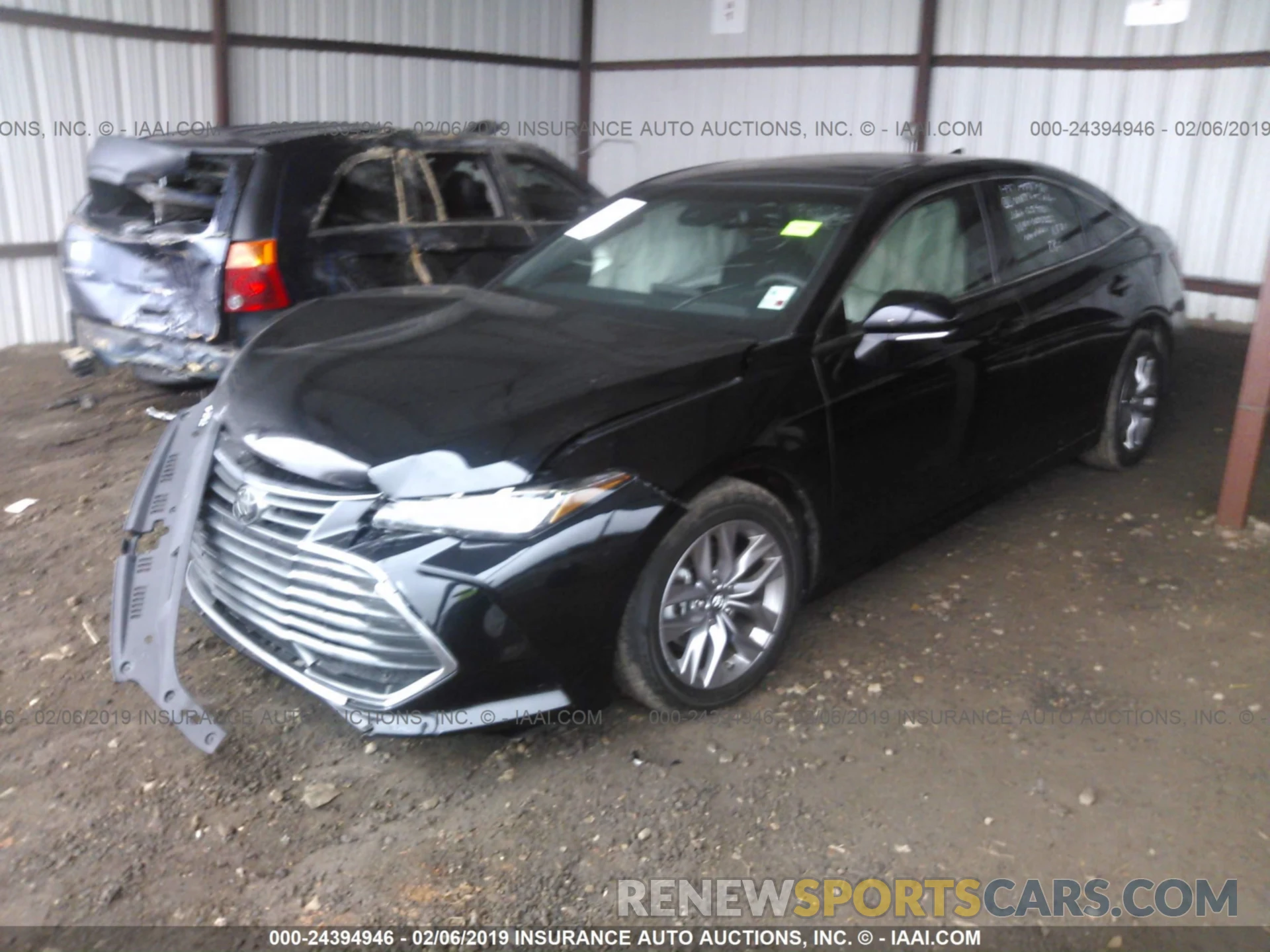 2 Photograph of a damaged car 4T1BZ1FB3KU009022 TOYOTA AVALON 2019