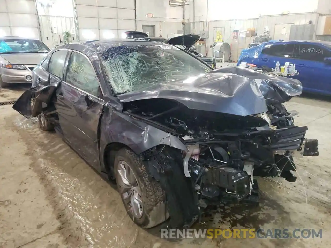 1 Photograph of a damaged car 4T1BZ1FB3KU011563 TOYOTA AVALON 2019