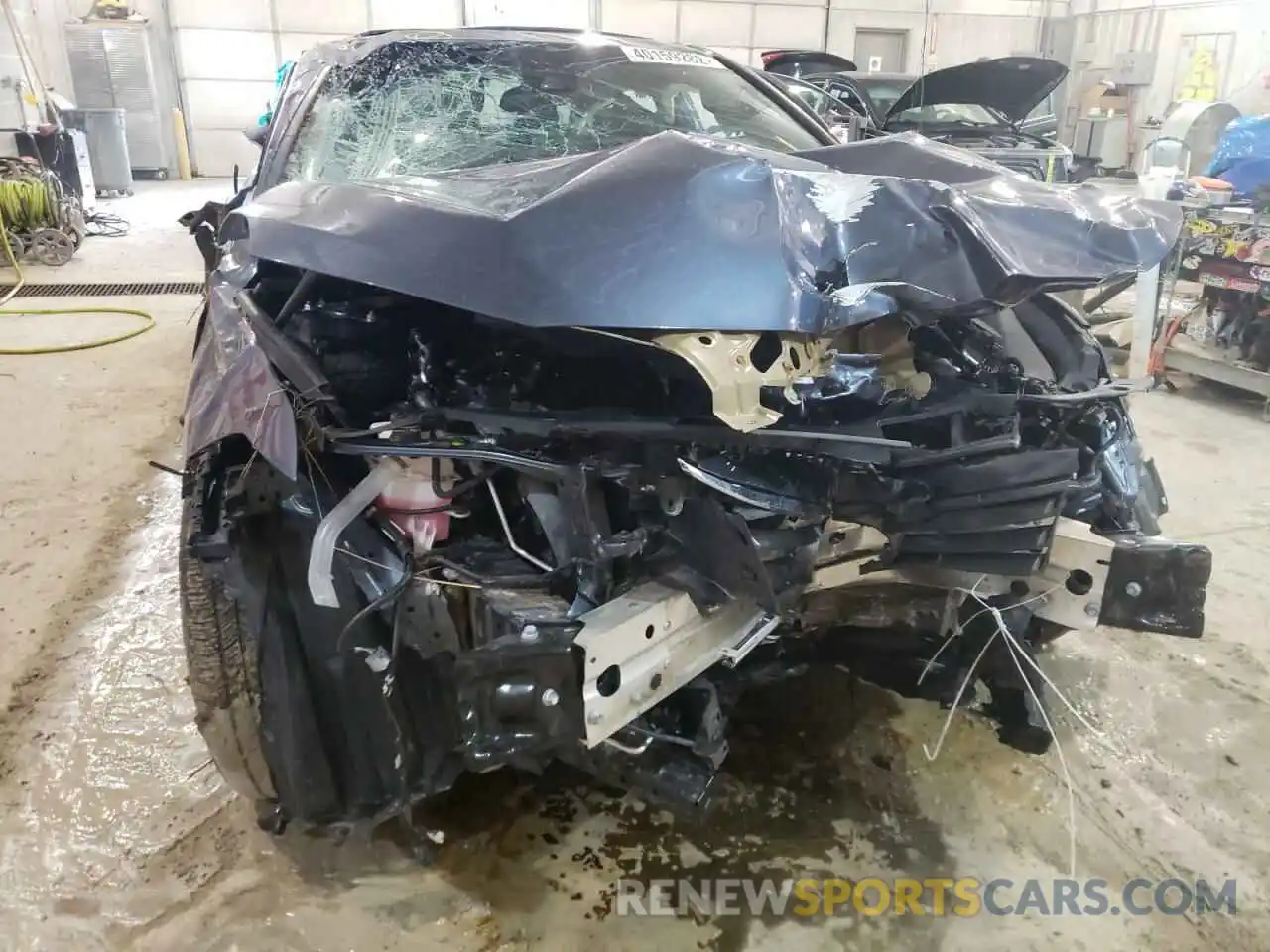 9 Photograph of a damaged car 4T1BZ1FB3KU011563 TOYOTA AVALON 2019