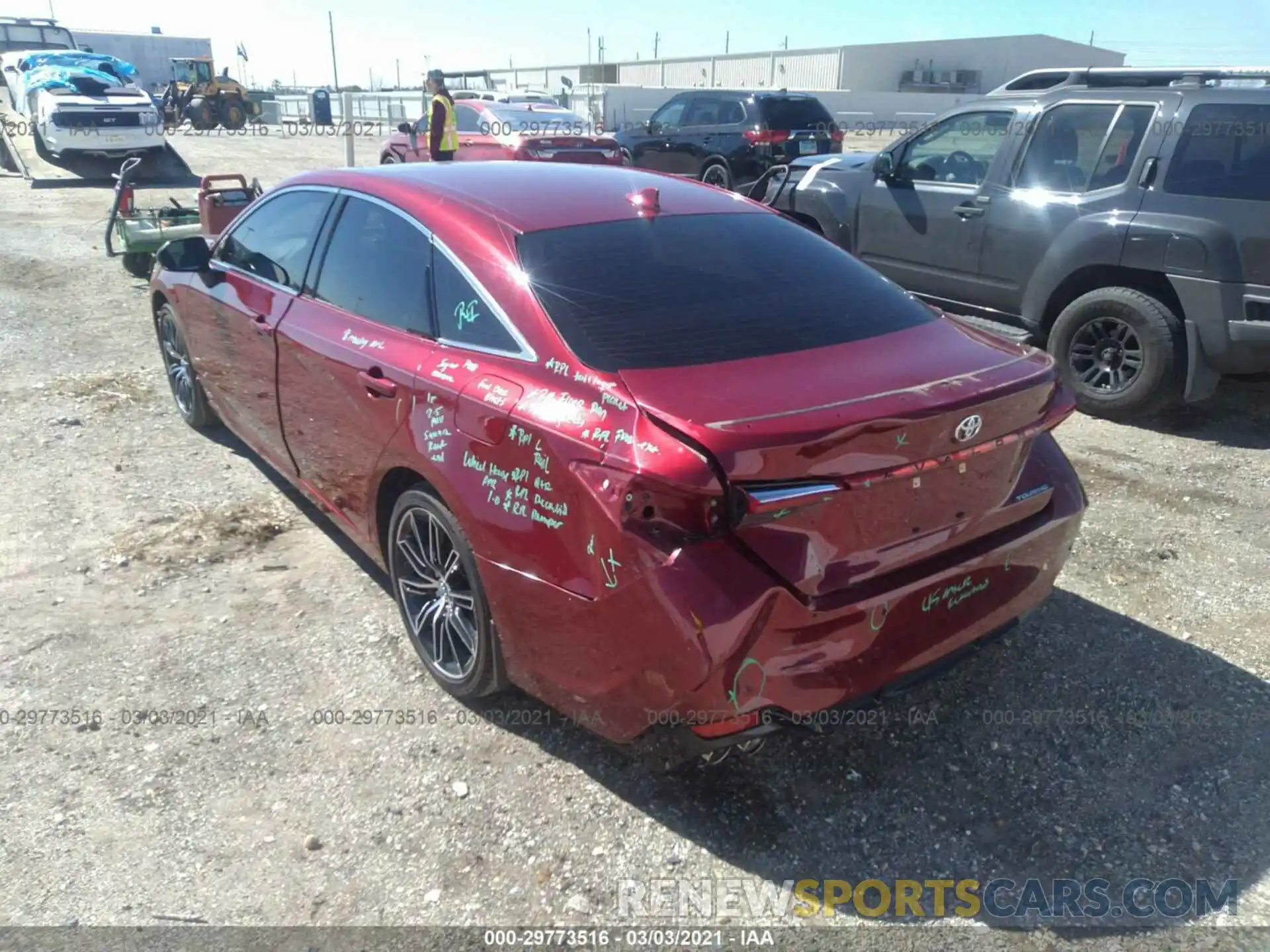 3 Фотография поврежденного автомобиля 4T1BZ1FB3KU012406 TOYOTA AVALON 2019