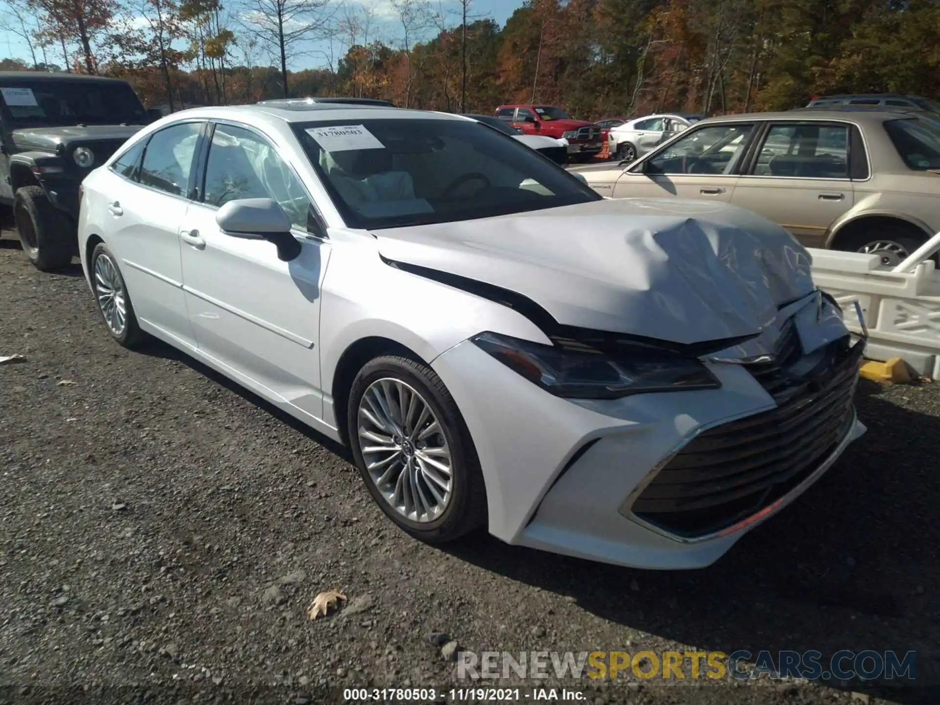 1 Photograph of a damaged car 4T1BZ1FB3KU014494 TOYOTA AVALON 2019