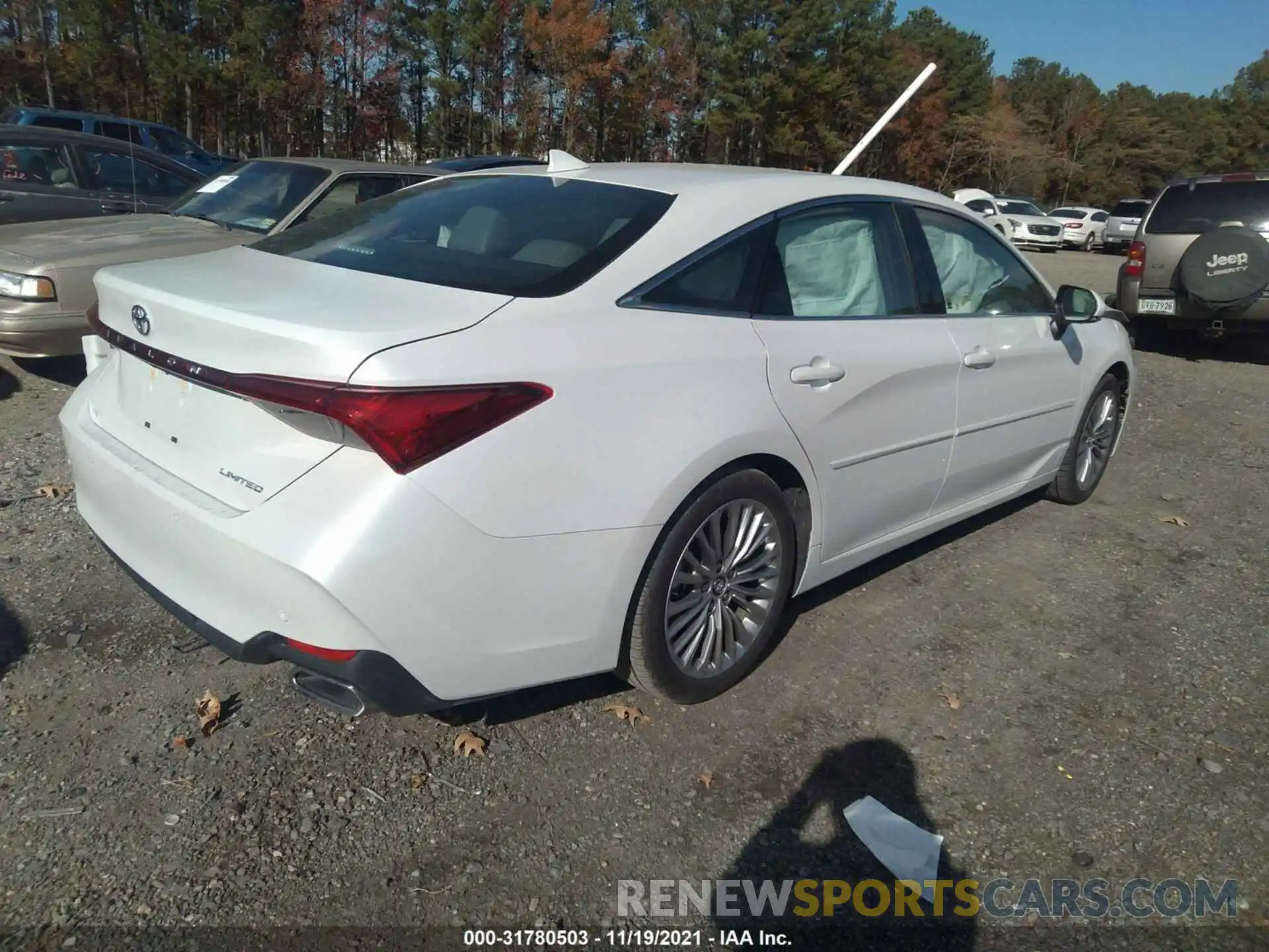 4 Photograph of a damaged car 4T1BZ1FB3KU014494 TOYOTA AVALON 2019