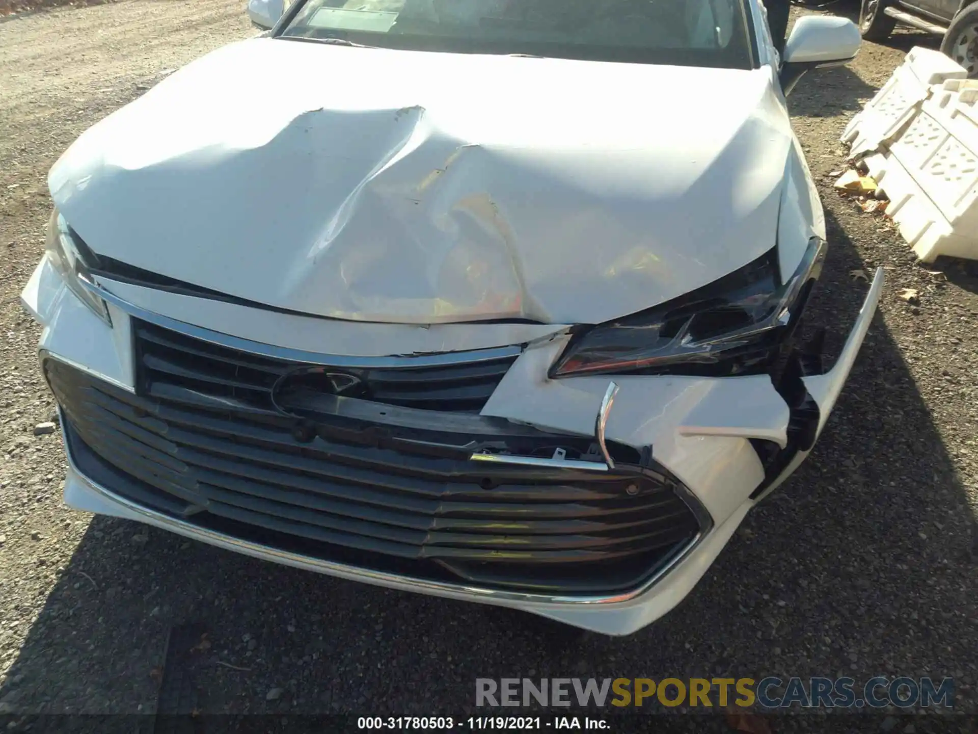 6 Photograph of a damaged car 4T1BZ1FB3KU014494 TOYOTA AVALON 2019