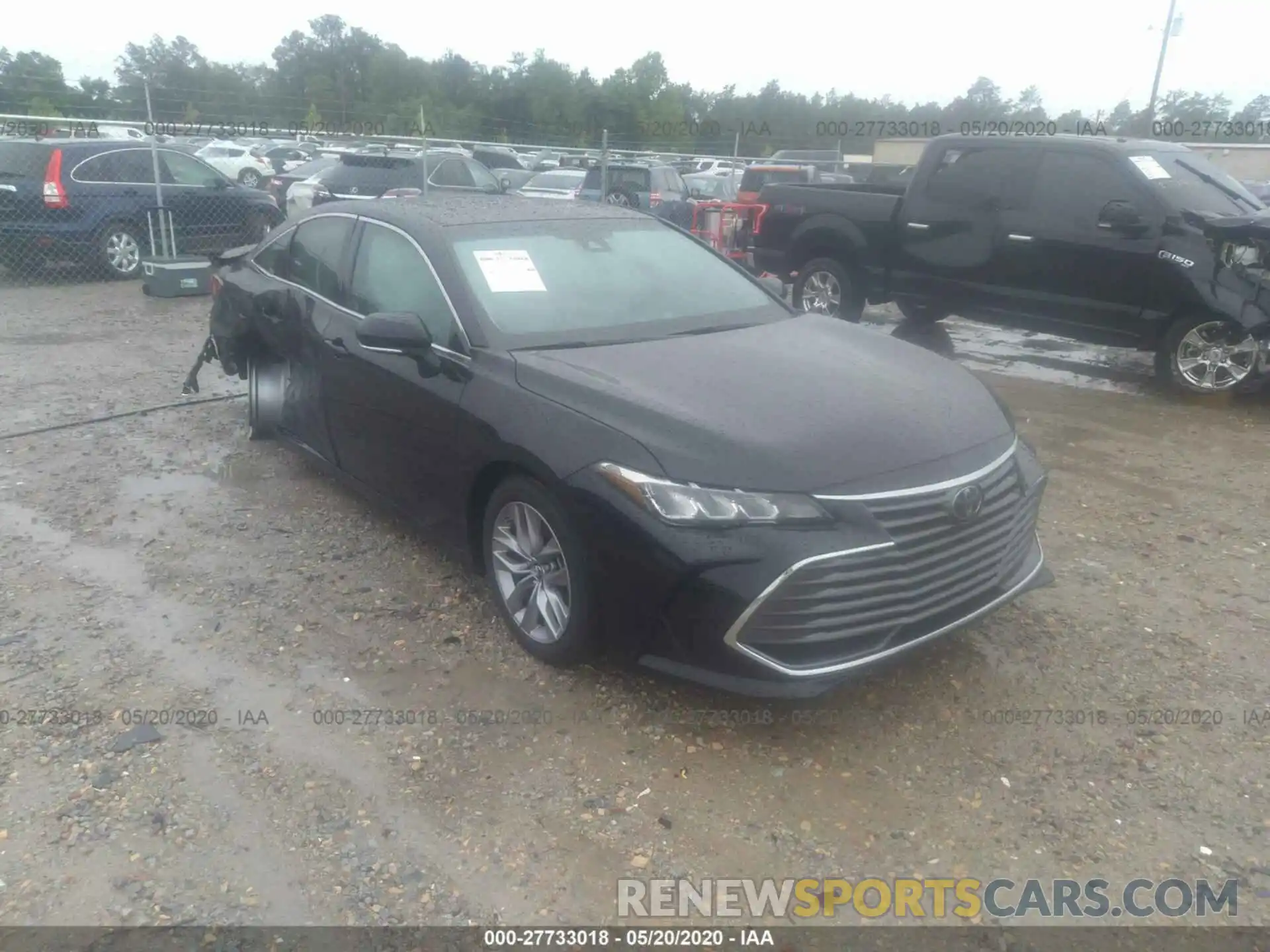 1 Photograph of a damaged car 4T1BZ1FB3KU016374 TOYOTA AVALON 2019