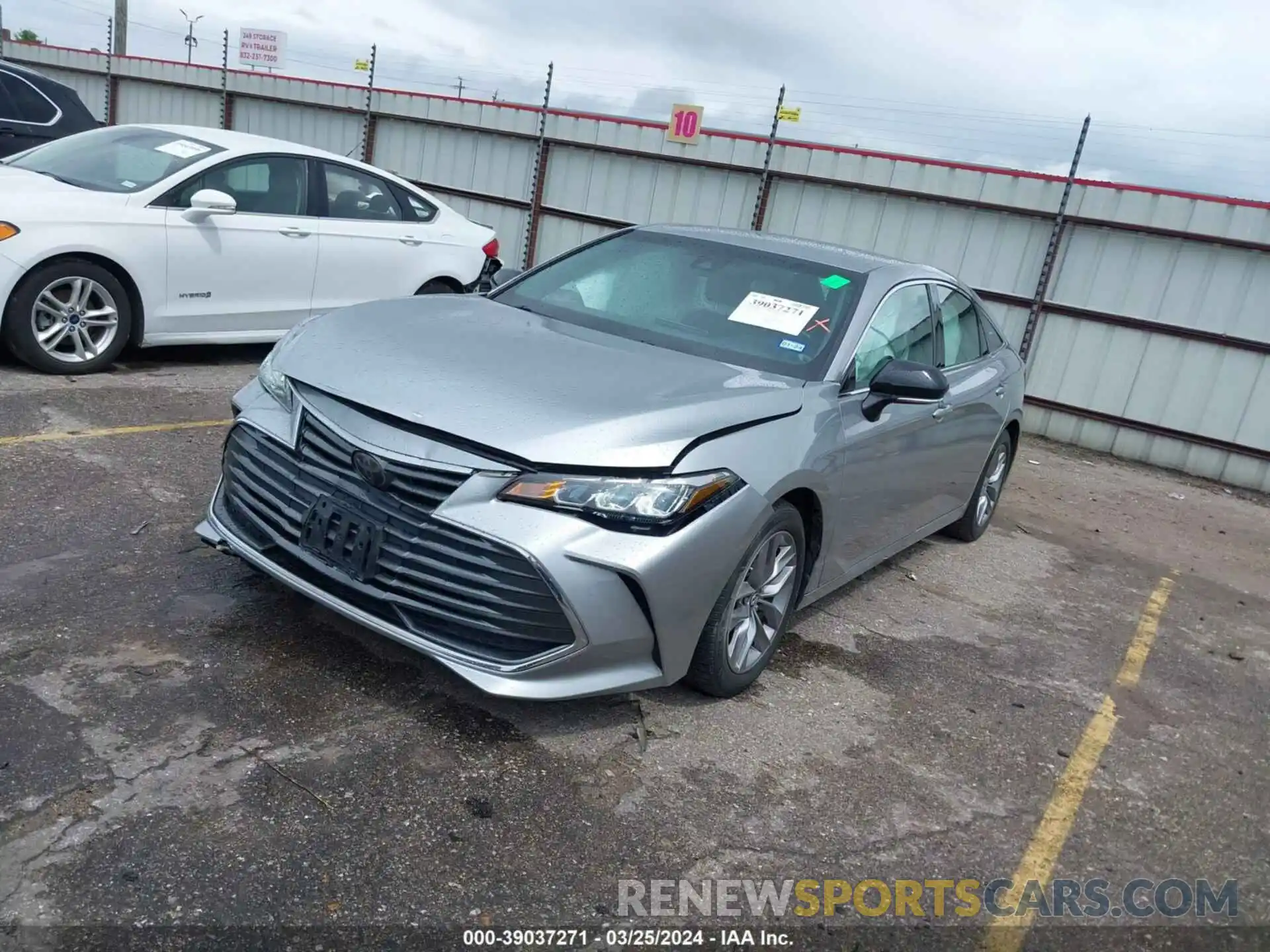 2 Photograph of a damaged car 4T1BZ1FB3KU019663 TOYOTA AVALON 2019