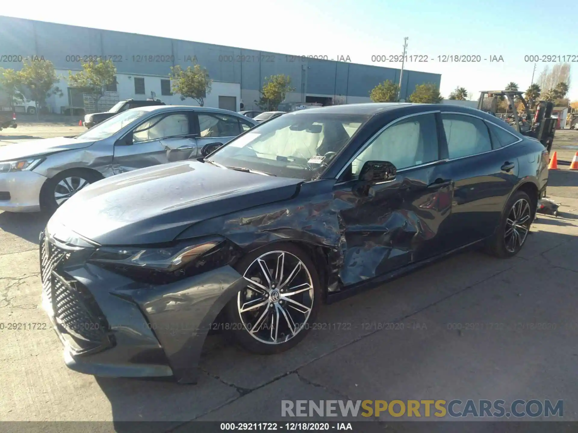 2 Photograph of a damaged car 4T1BZ1FB3KU021431 TOYOTA AVALON 2019