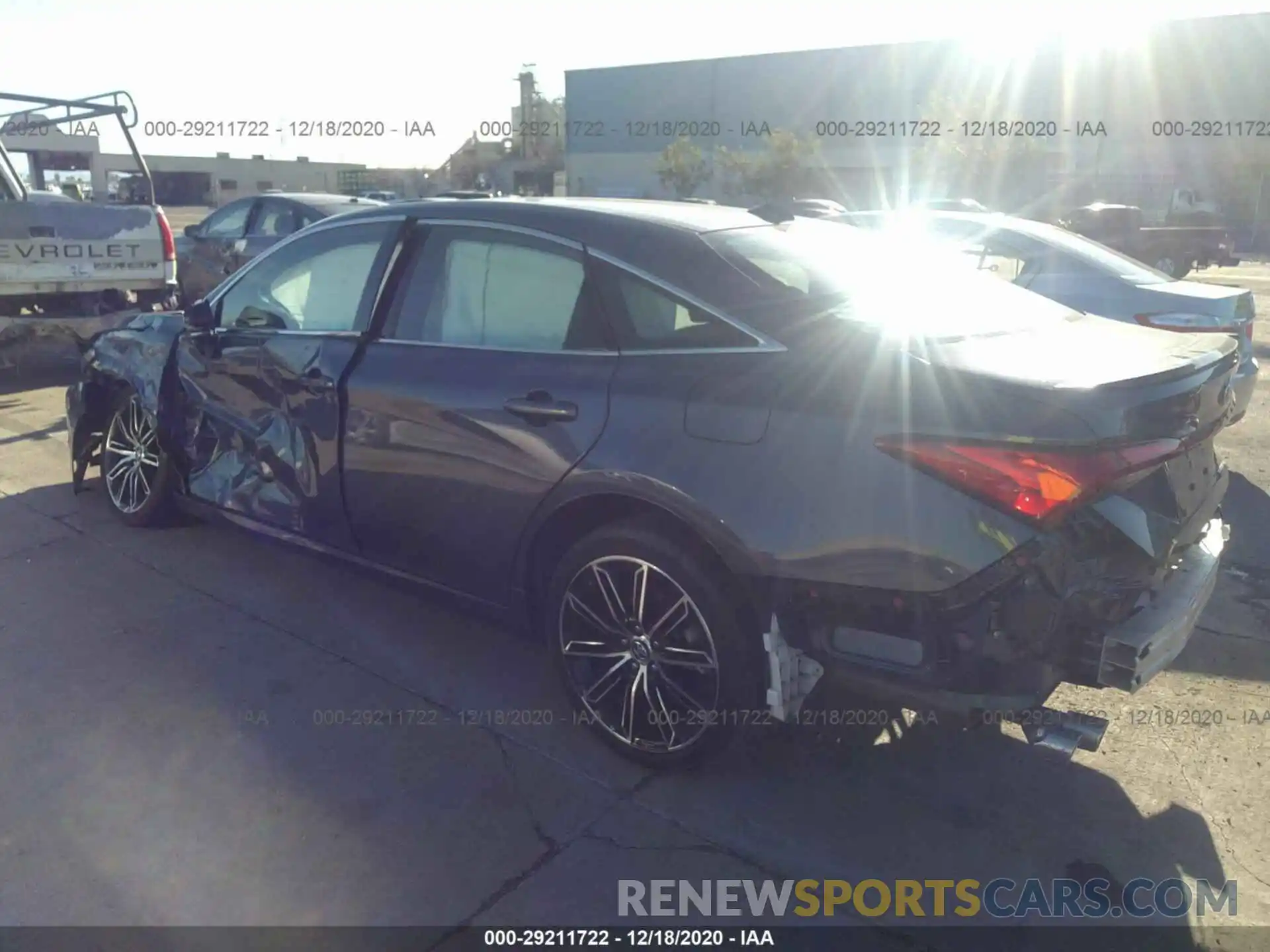 3 Photograph of a damaged car 4T1BZ1FB3KU021431 TOYOTA AVALON 2019