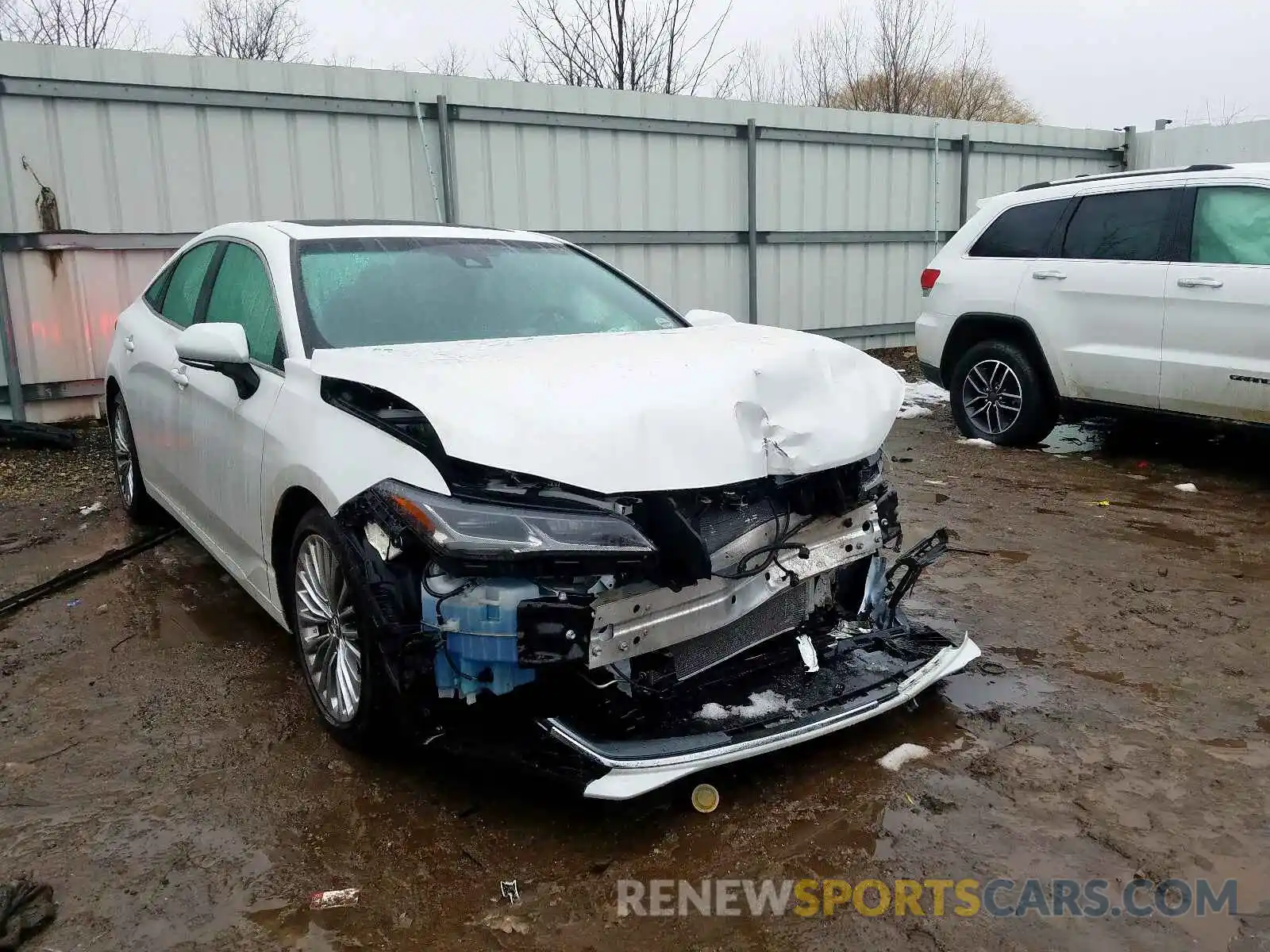 1 Photograph of a damaged car 4T1BZ1FB3KU024121 TOYOTA AVALON 2019